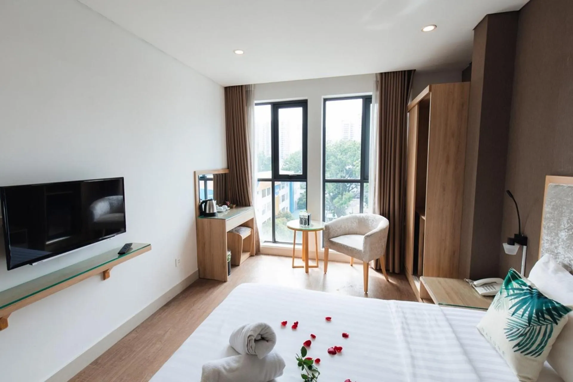 Photo of the whole room, Bed in My Villa Hotel - Airport