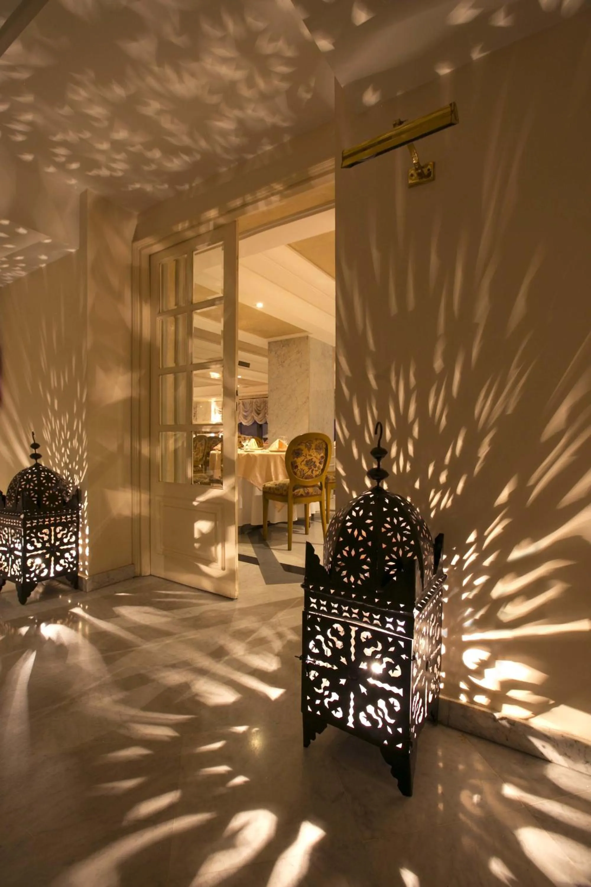 Restaurant/places to eat in Nassim Hôtel