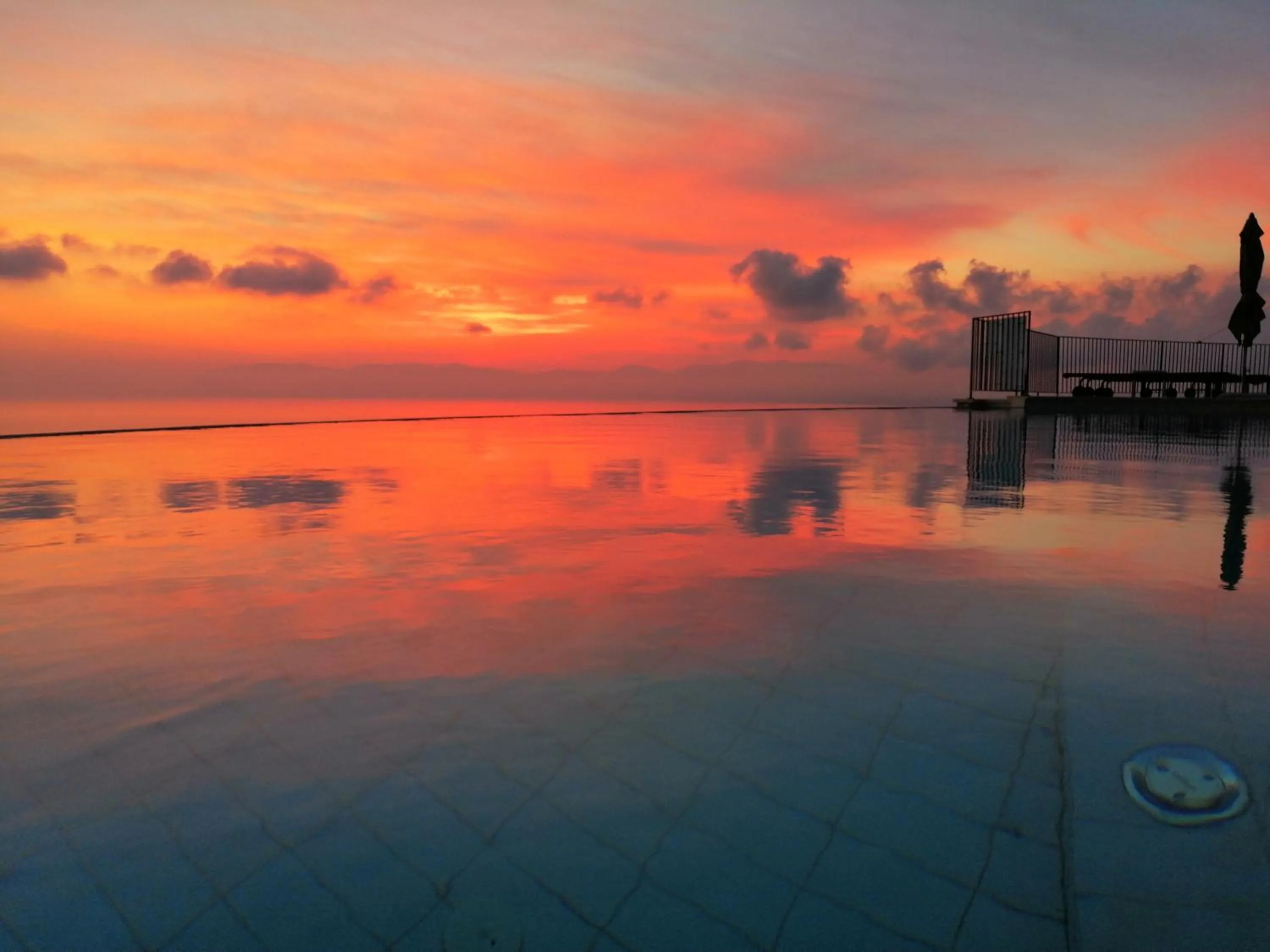 Swimming pool in Hotel Antica Cascina Del Golfo