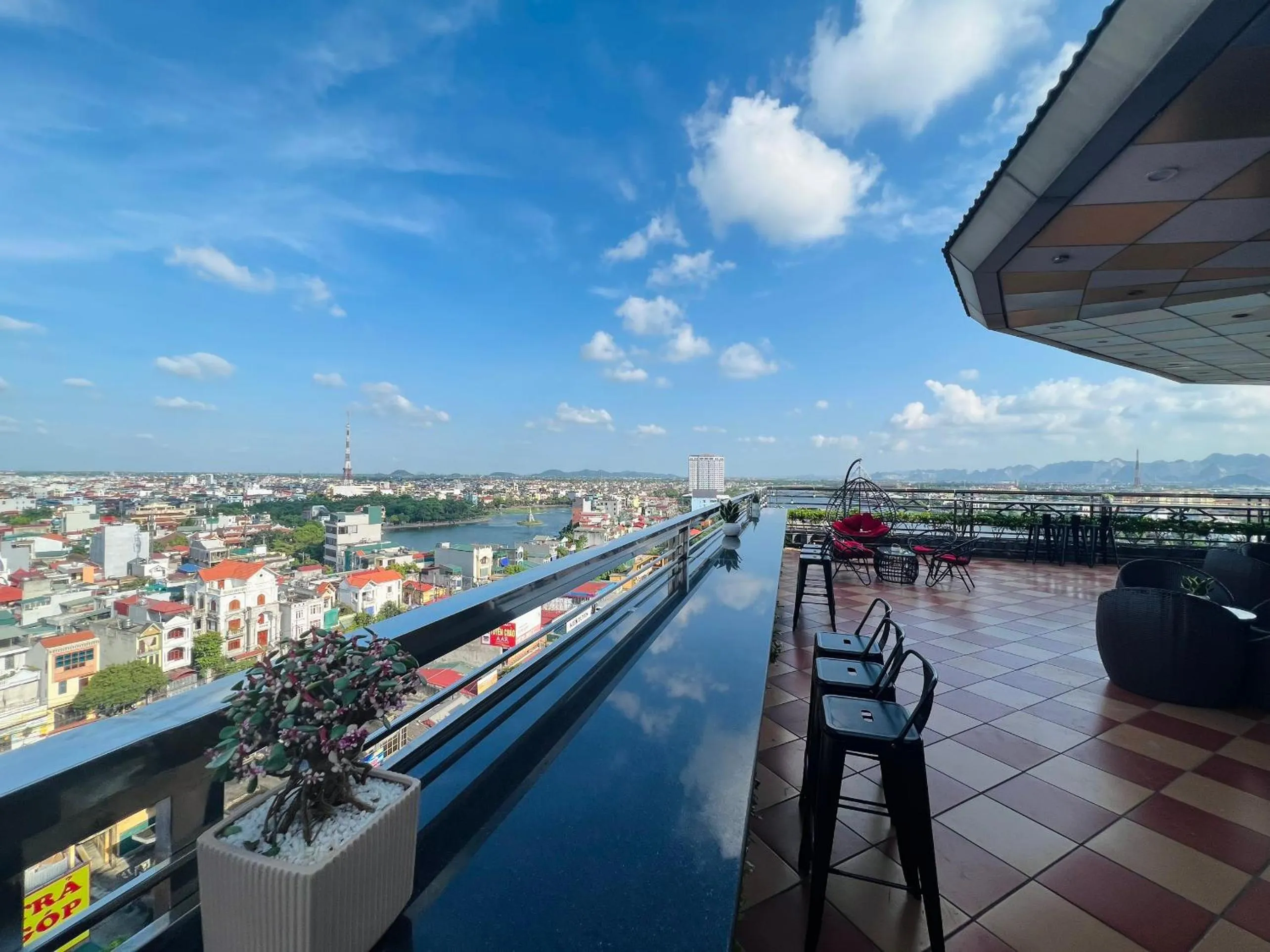 Day in Khách sạn INCO 515.9