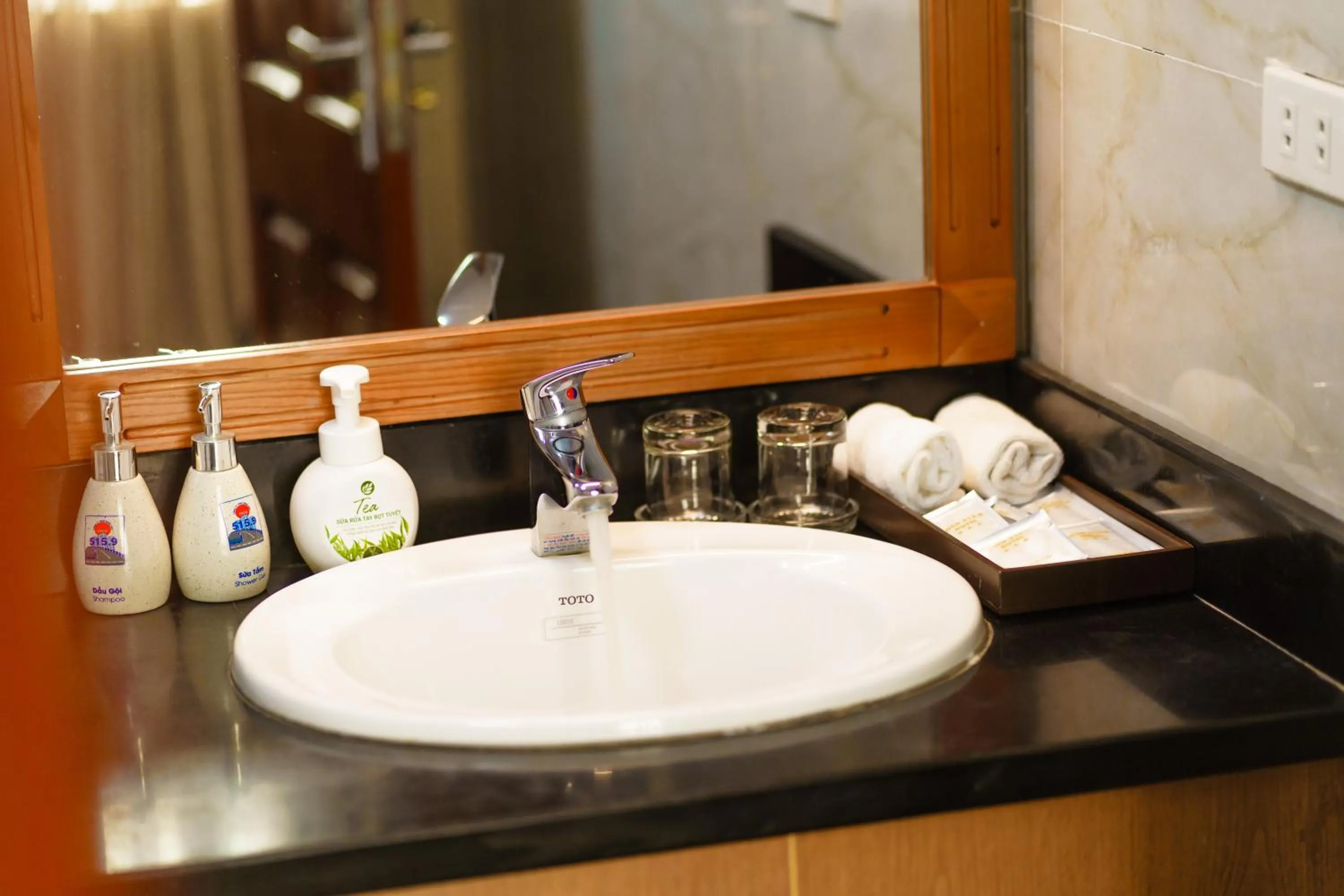 Bathroom in Khách sạn INCO 515.9