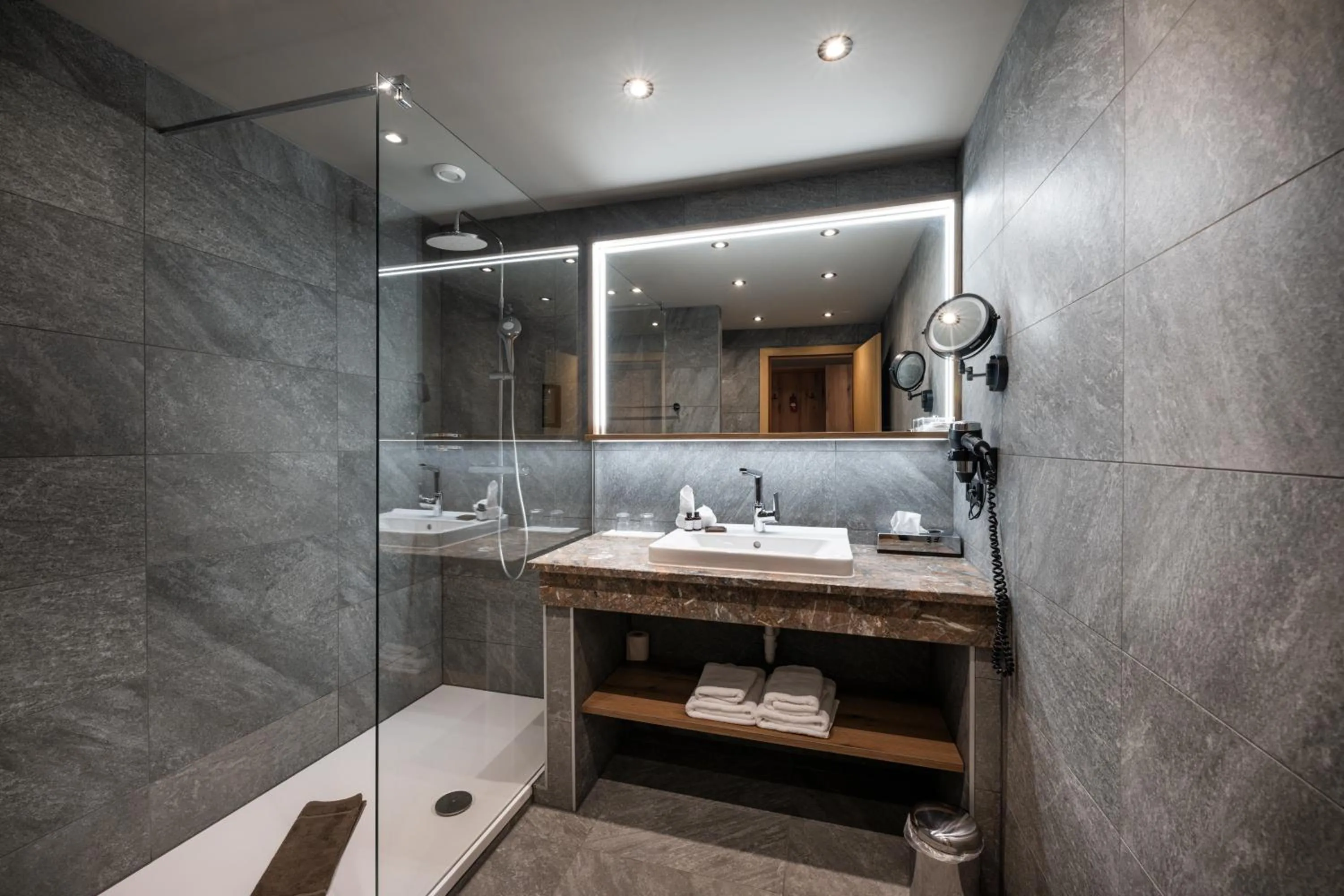 Bathroom in Alpinresort Stubaierhof ****s