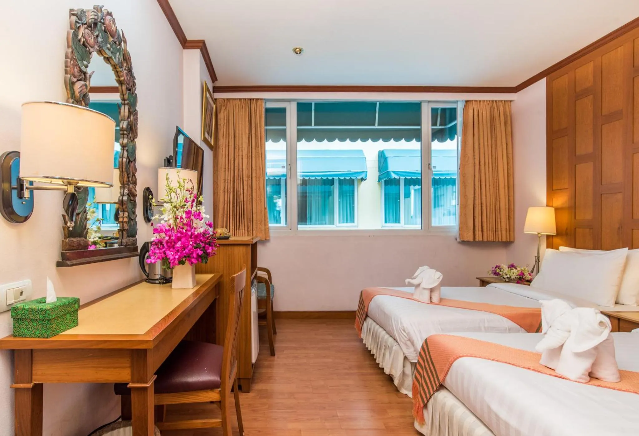 Bed in New Siam Riverside