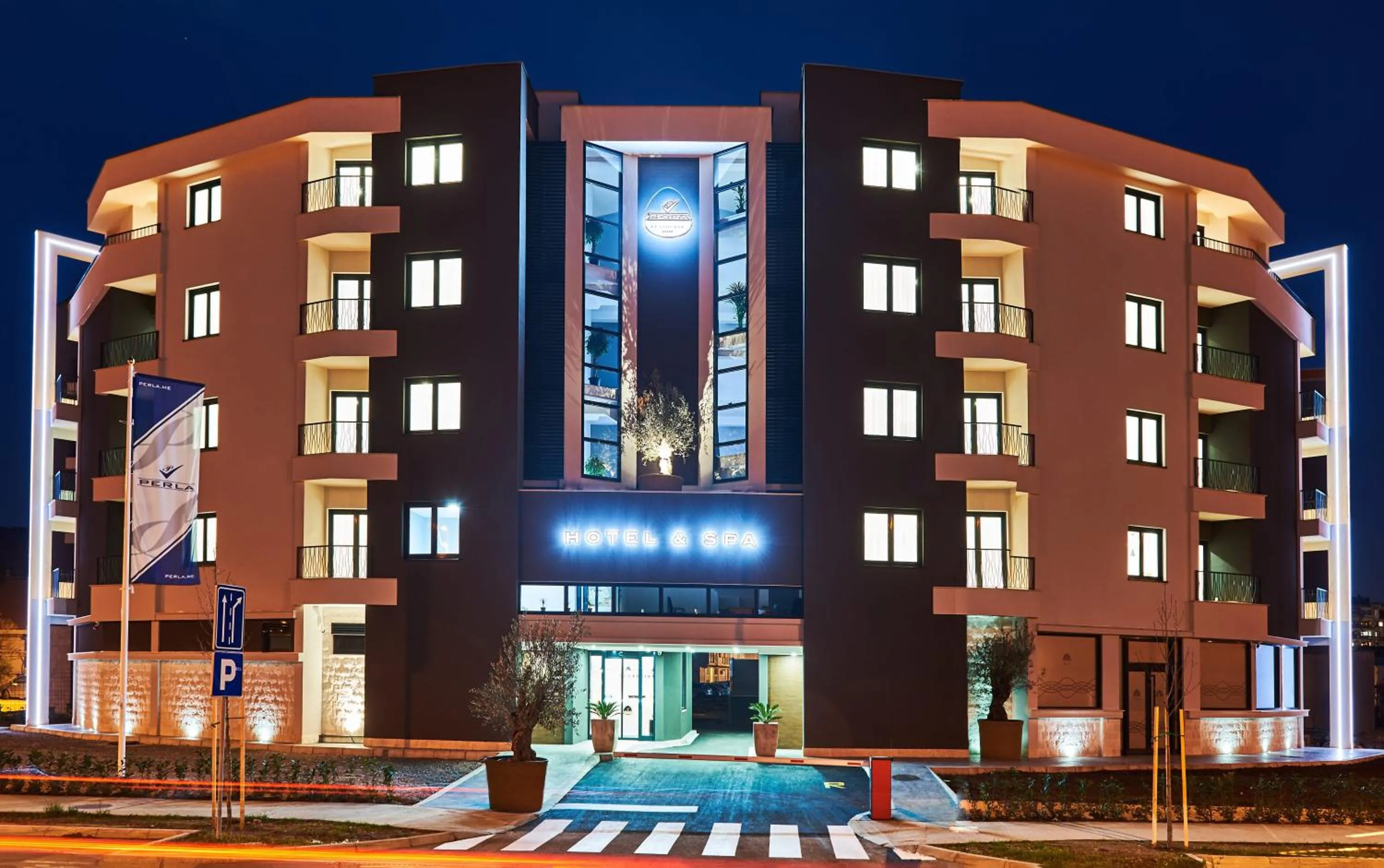 Facade/entrance in Perla Residence Hotel & SPA