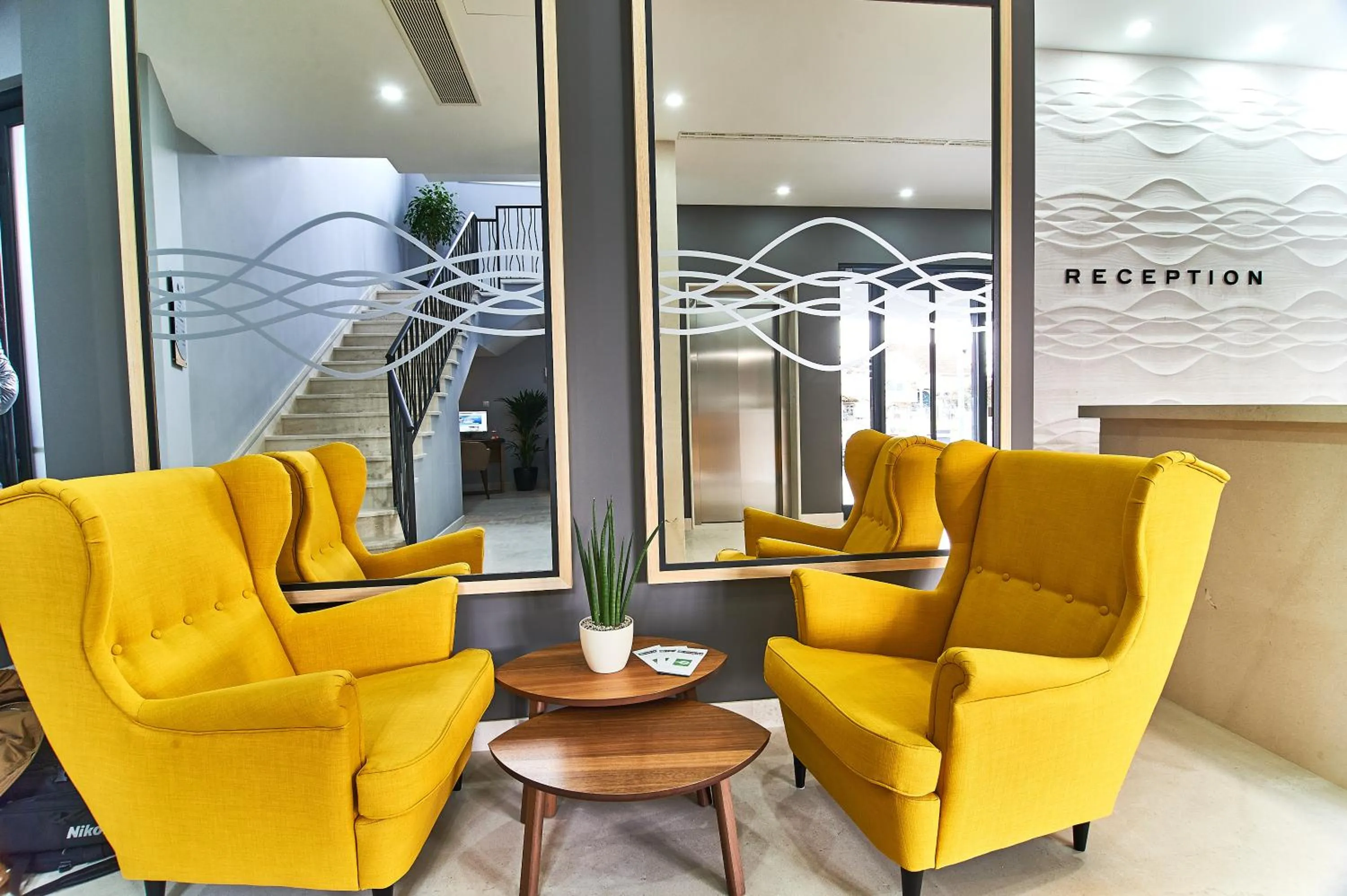 Lobby or reception in Perla Residence Hotel & SPA