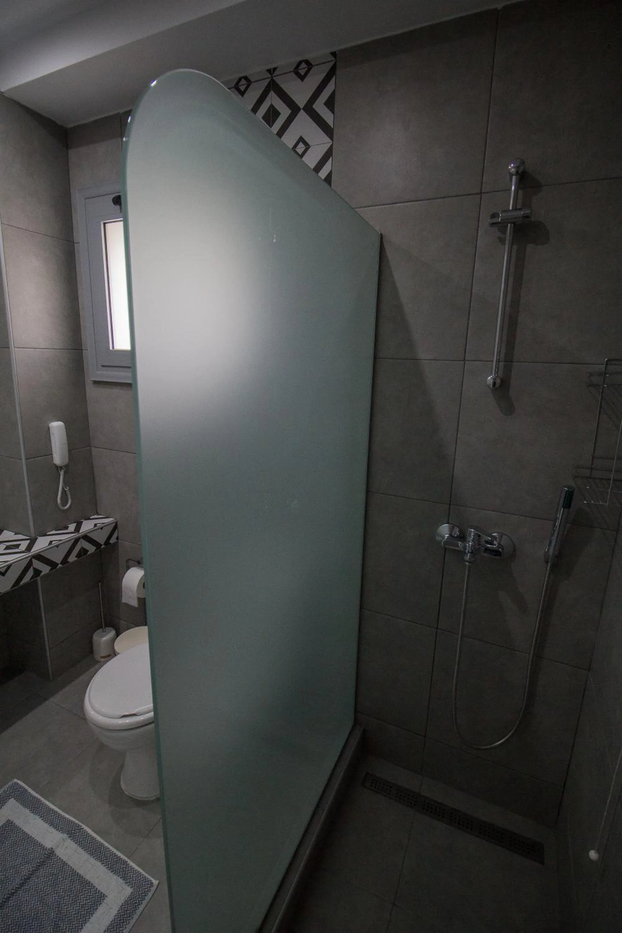 Bathroom in Maroula Studios