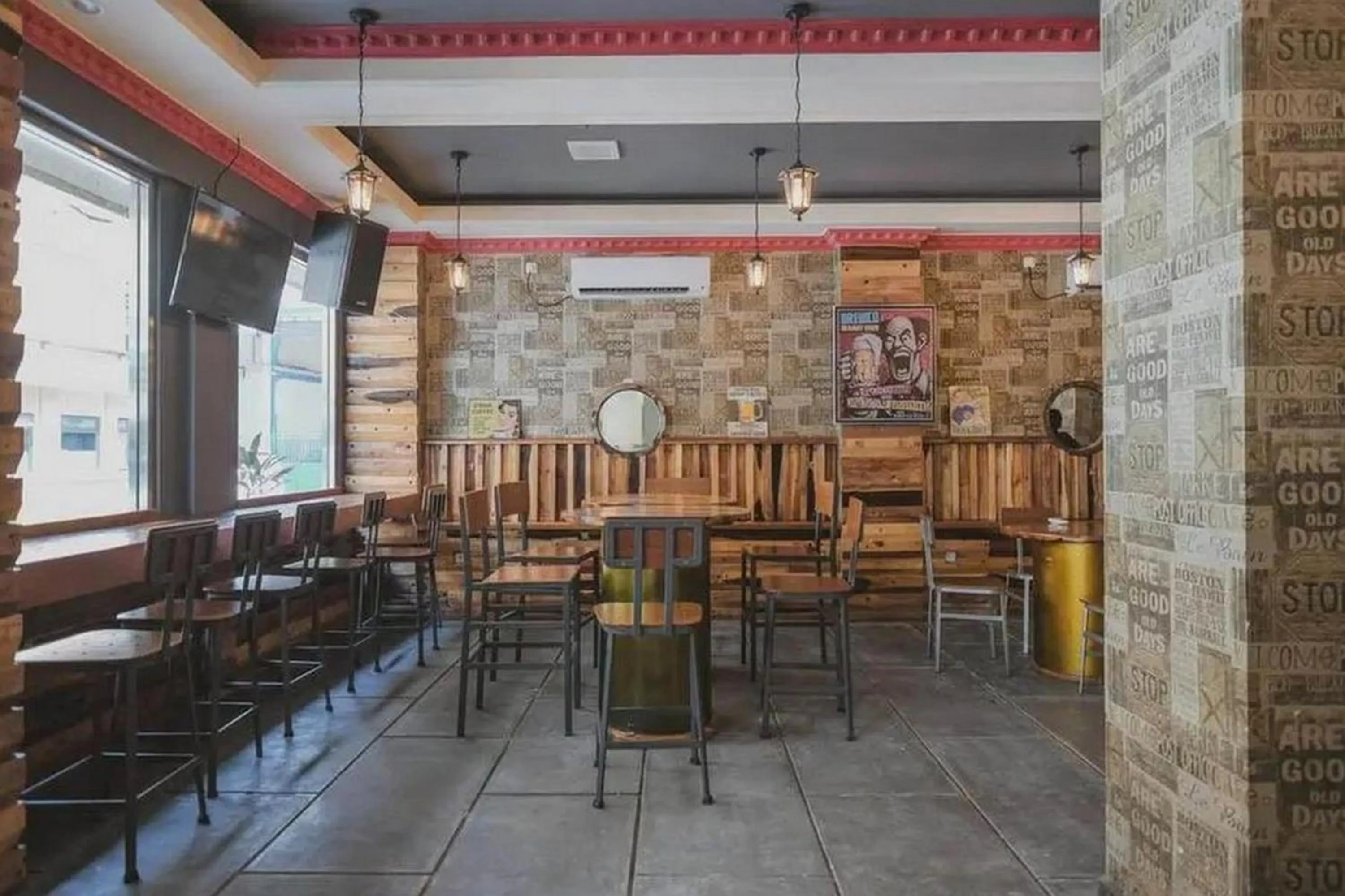 Restaurant/places to eat in Sans Vibes Joe Hotel Soekarno Hatta Airport