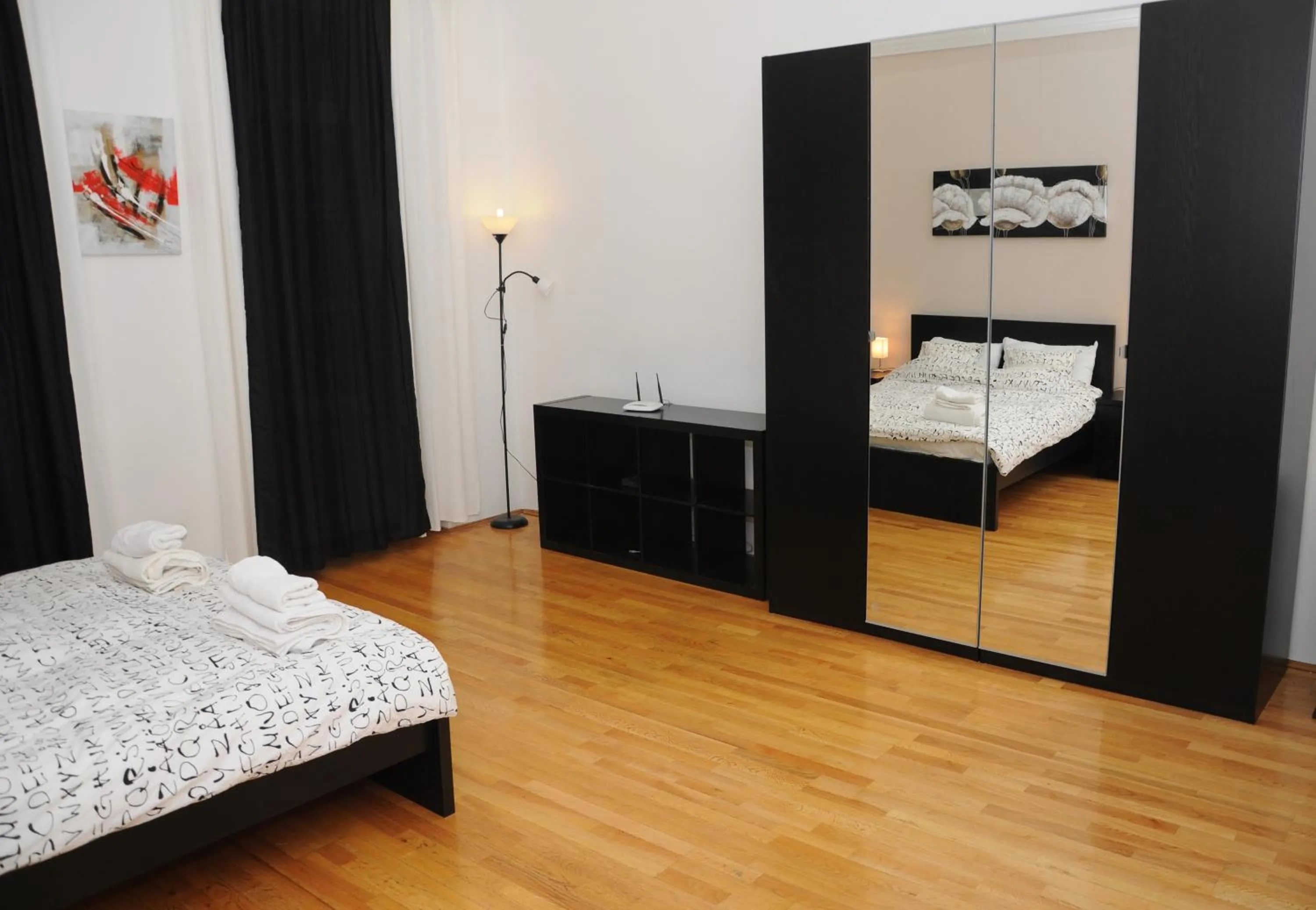 Bedroom in Zonaflat - Opera