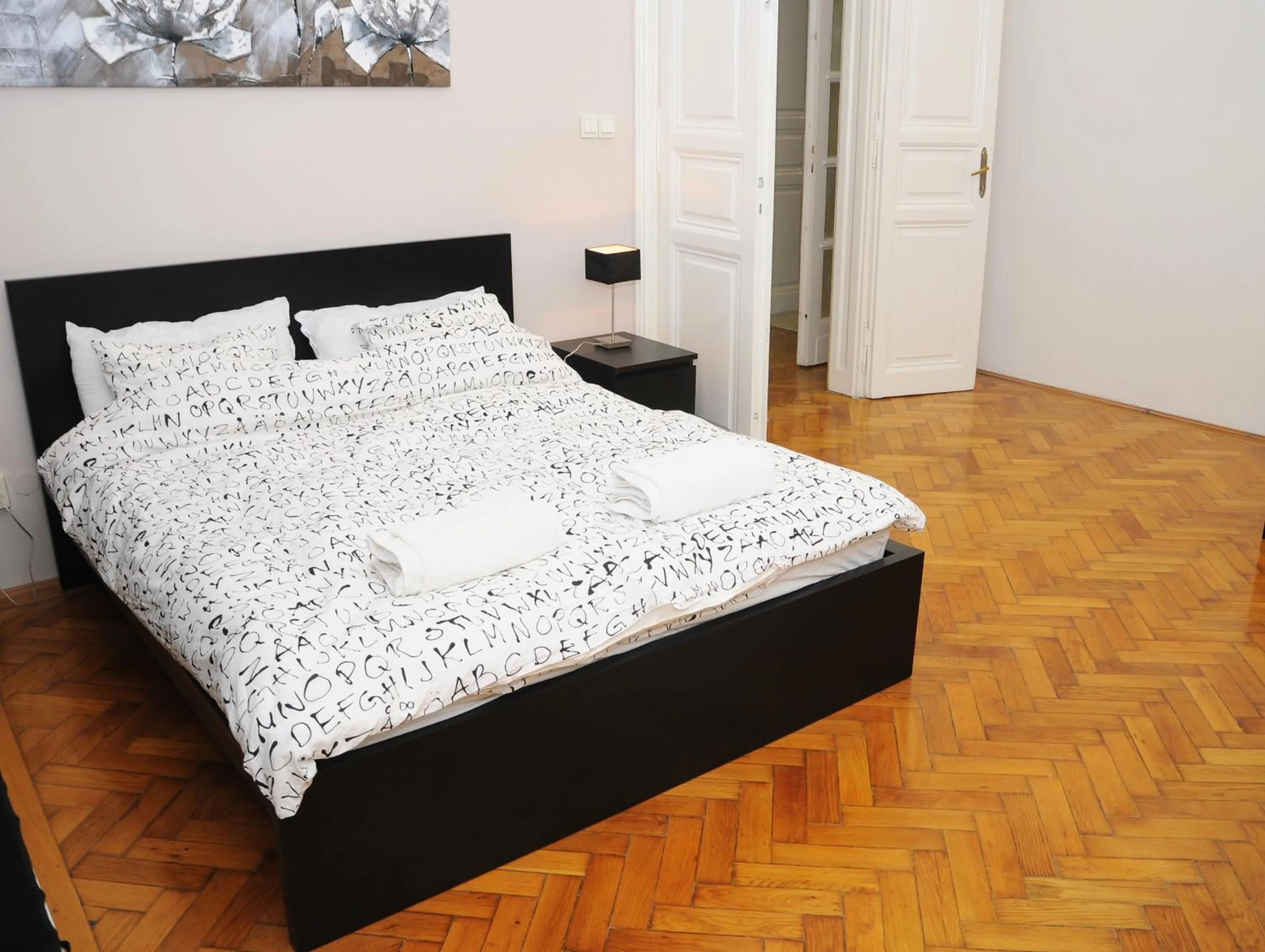 Bedroom in Zonaflat - Opera