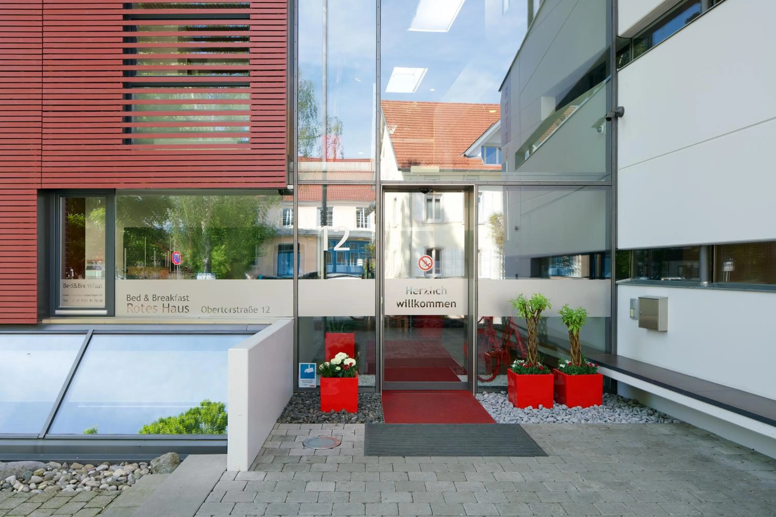 Facade/entrance in Bed & Breakfast Rotes Haus