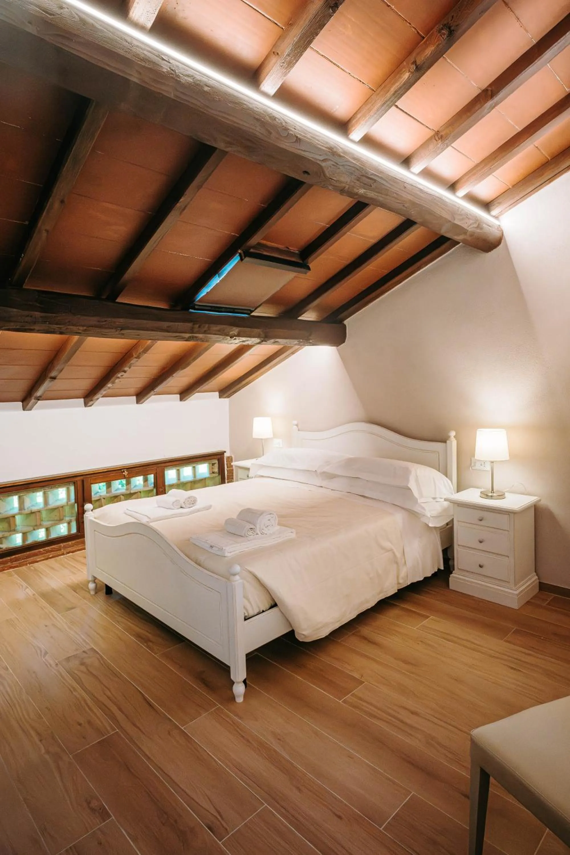 Bed in Borgo Il Poggiaccio Residenza Turistico Alberghiera