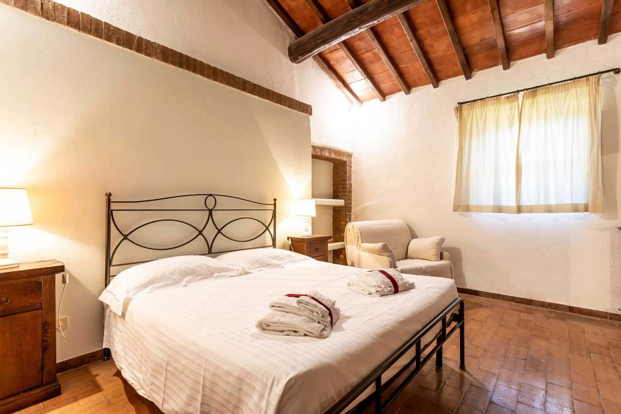 Photo of the whole room, Bed in Borgo Il Poggiaccio Residenza Turistico Alberghiera