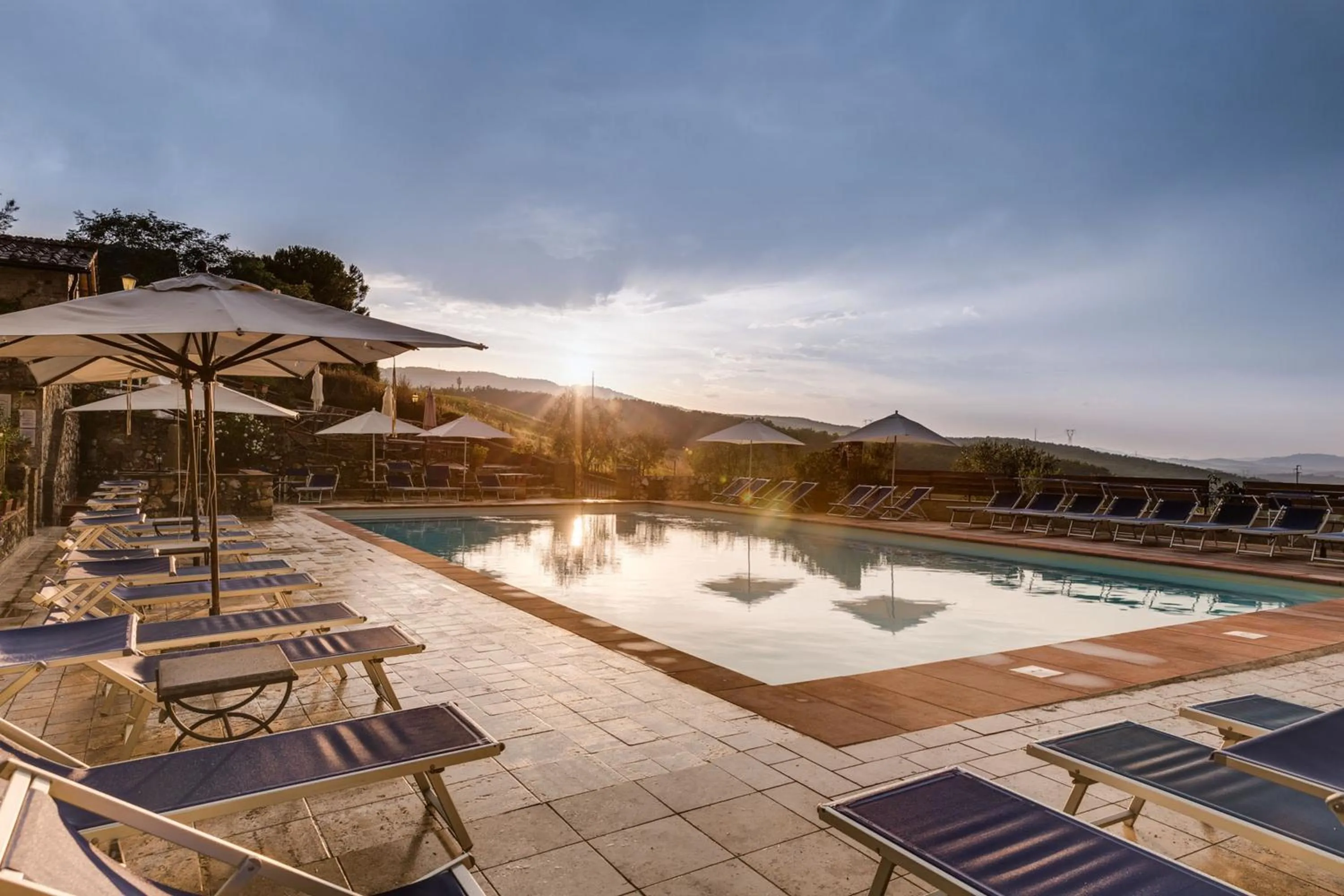 Swimming pool in Borgo Il Poggiaccio Residenza Turistico Alberghiera