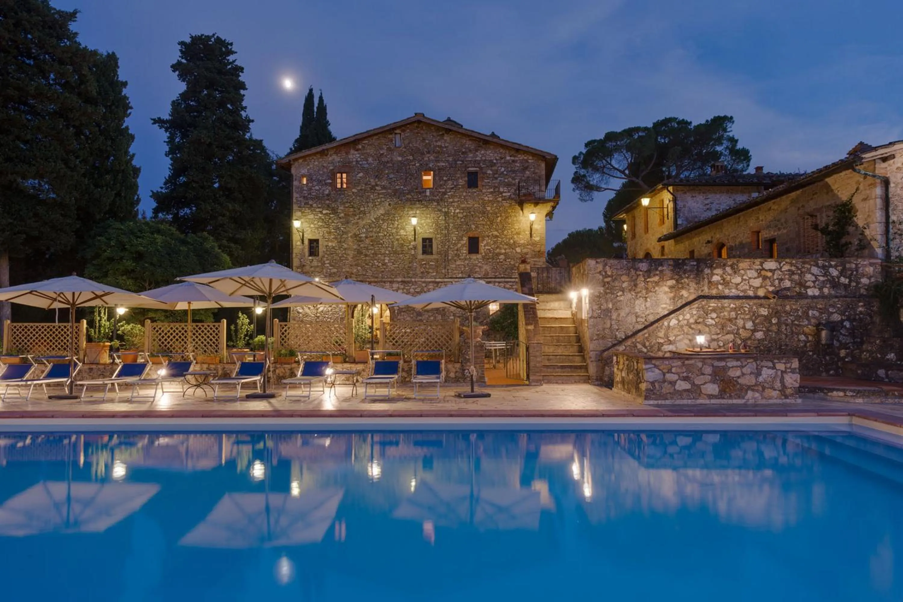 Swimming pool in Borgo Il Poggiaccio Residenza Turistico Alberghiera