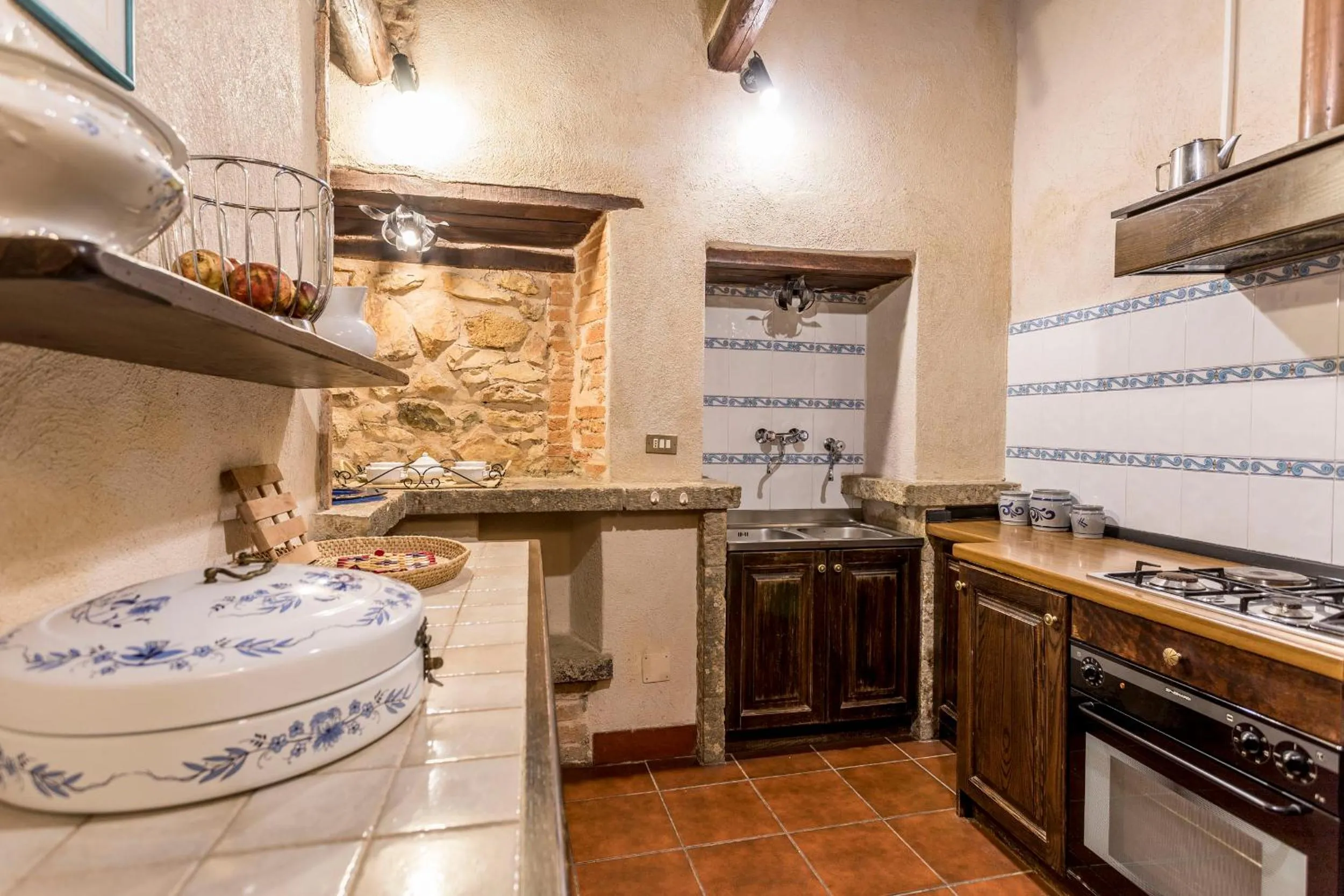 Kitchen or kitchenette in Borgo Il Poggiaccio Residenza Turistico Alberghiera