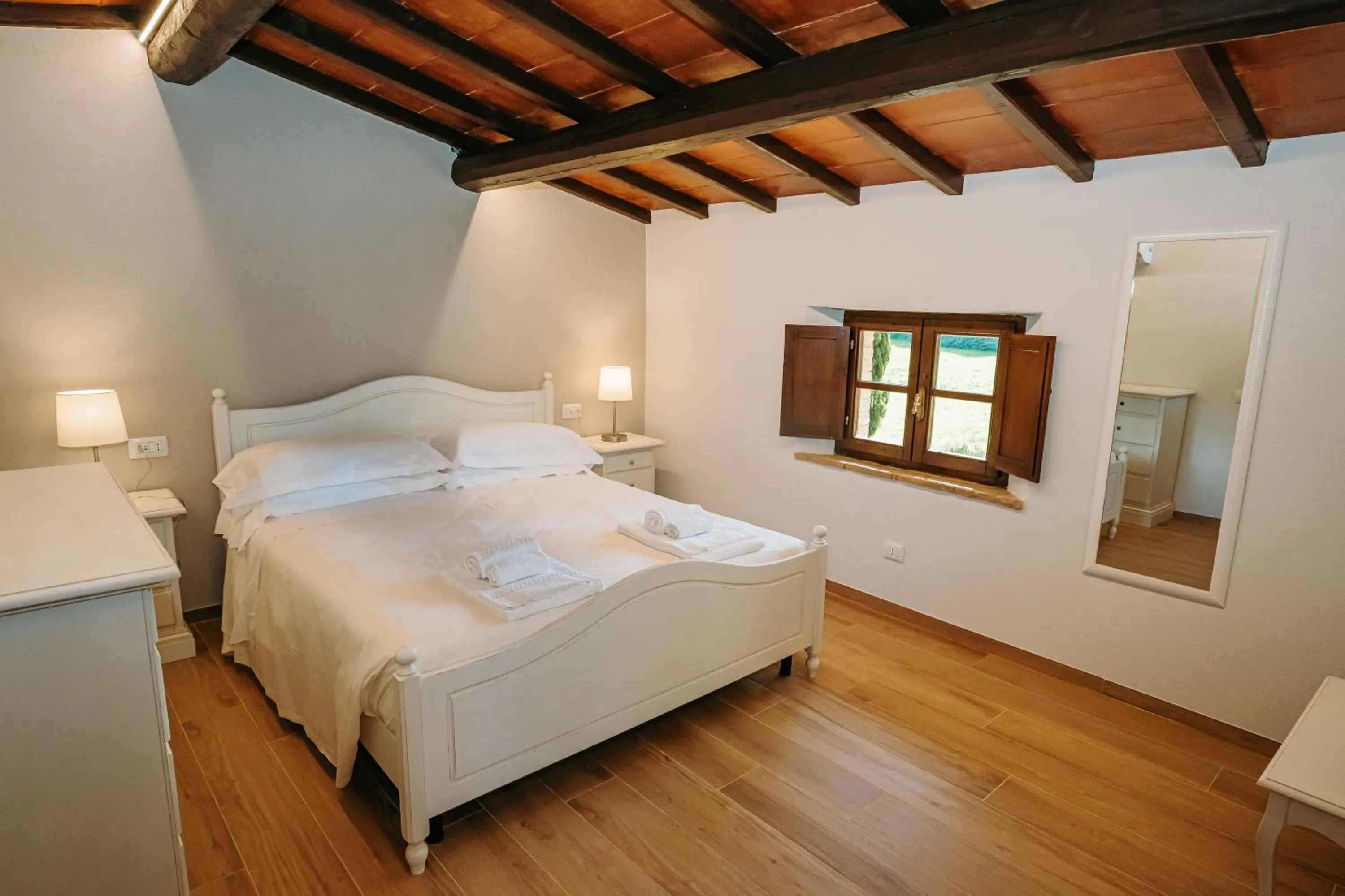 Bed in Borgo Il Poggiaccio Residenza Turistico Alberghiera
