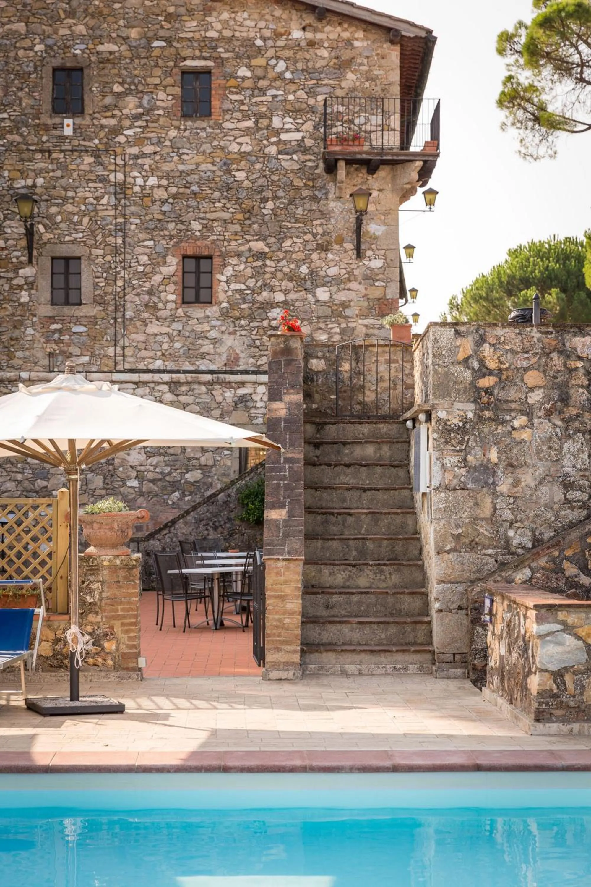 Swimming pool in Borgo Il Poggiaccio Residenza Turistico Alberghiera