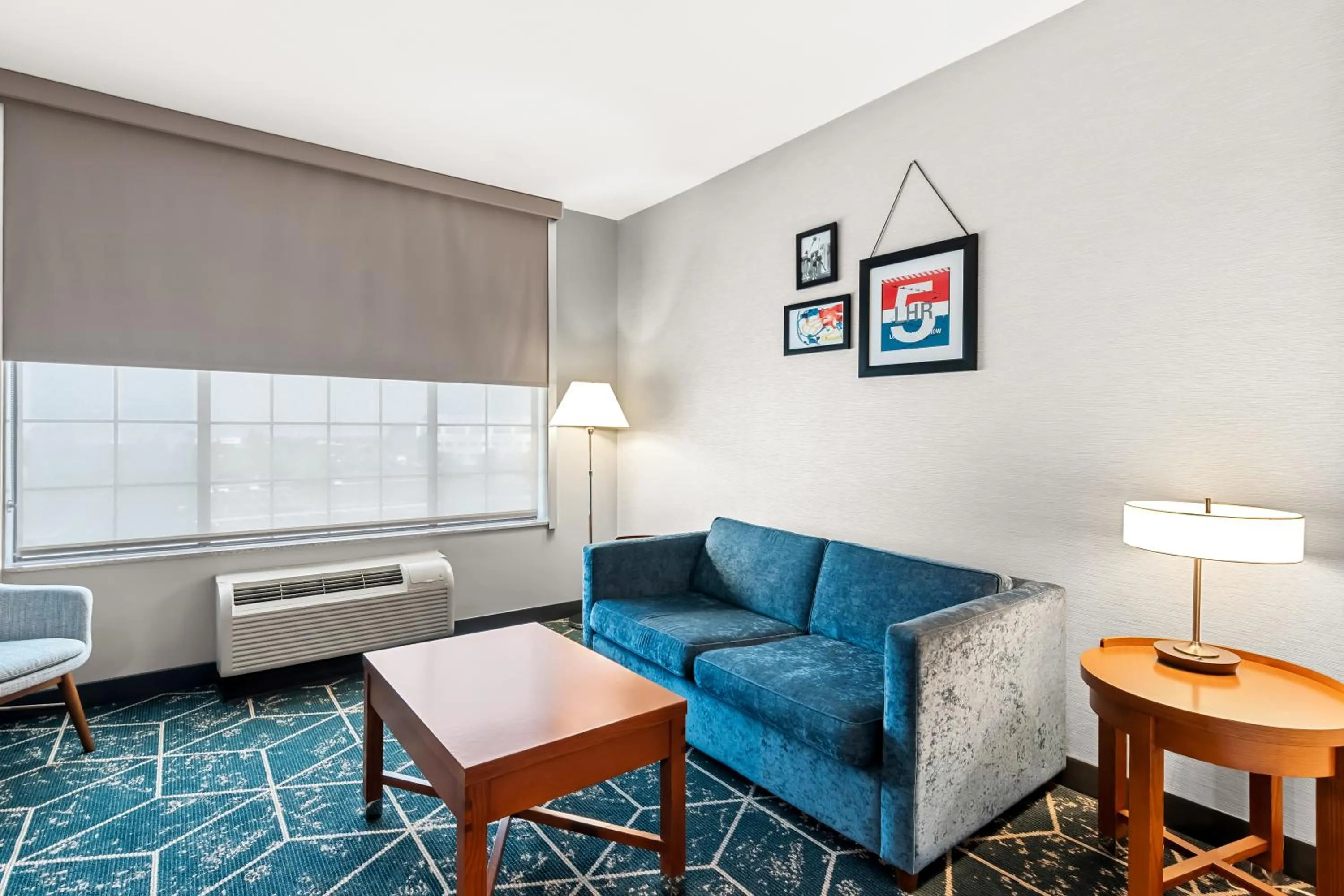 Bed in Four Points by Sheraton Oklahoma City Quail Springs