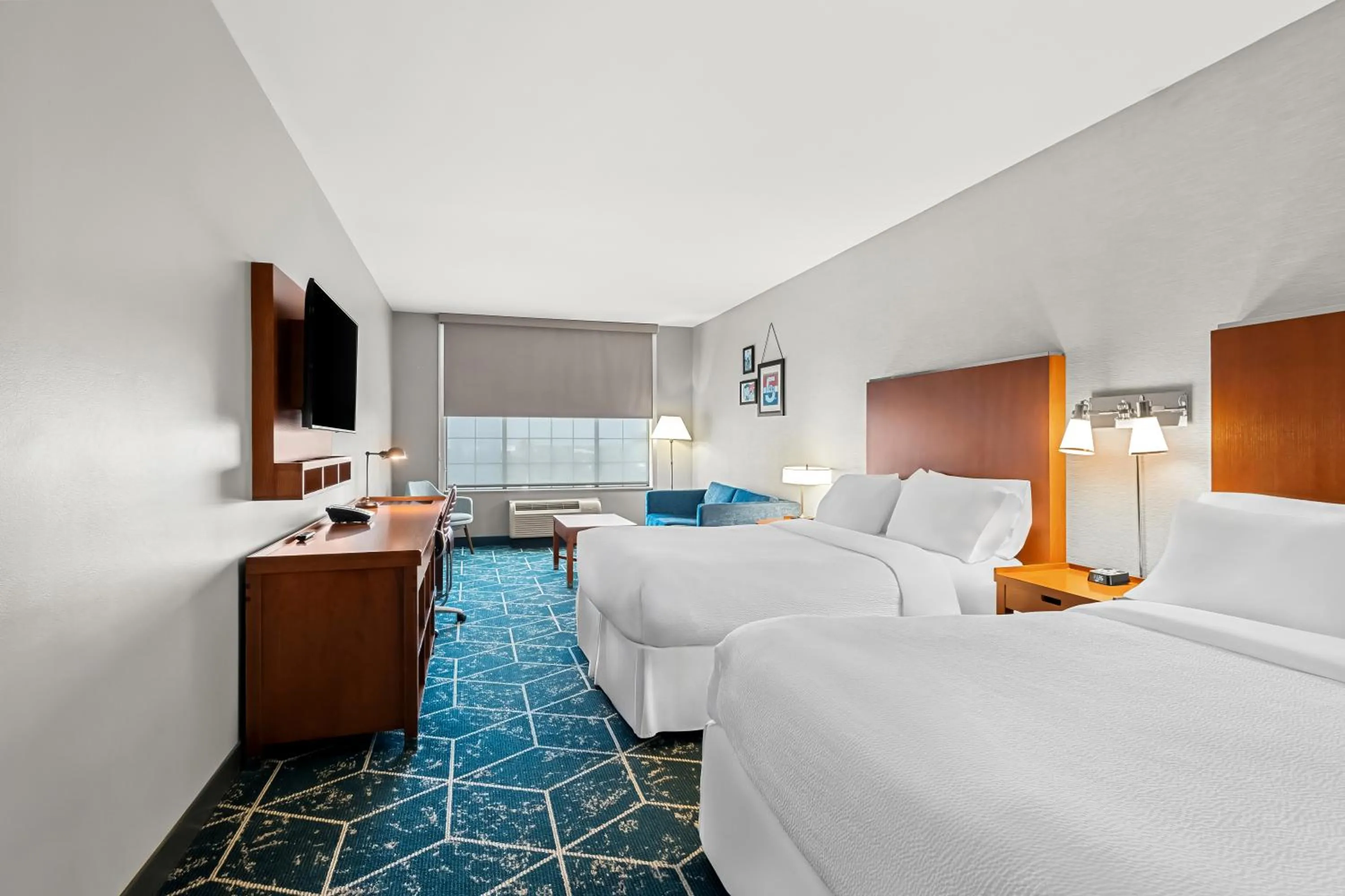 Bedroom, Bed in Four Points by Sheraton Oklahoma City Quail Springs