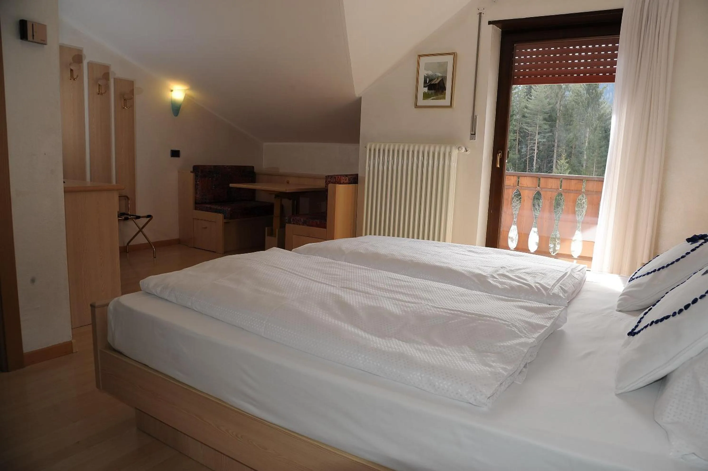 Bedroom, Bed in Hotel Sole Family Hotel