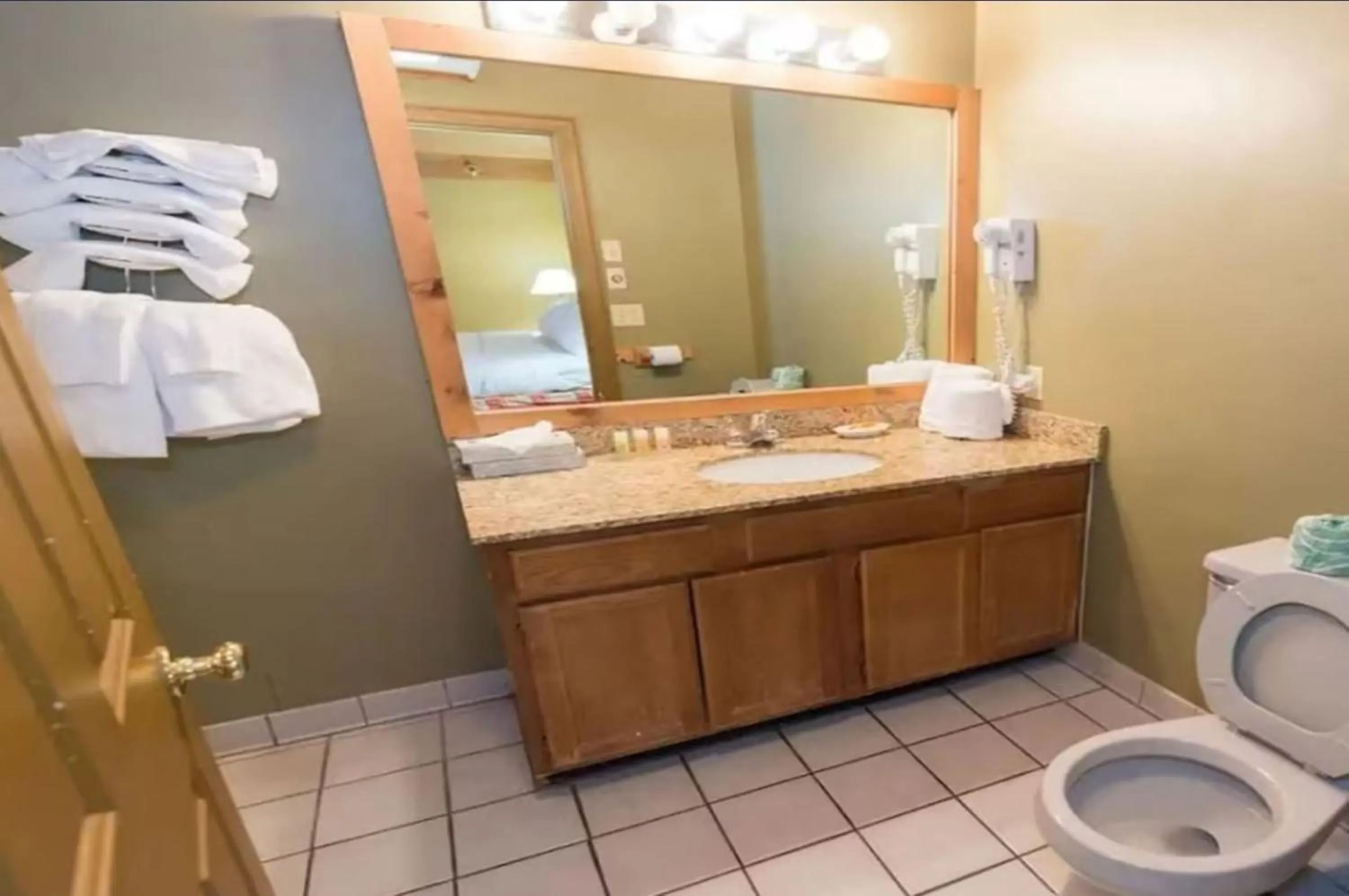 Bathroom in Timbers Lodge