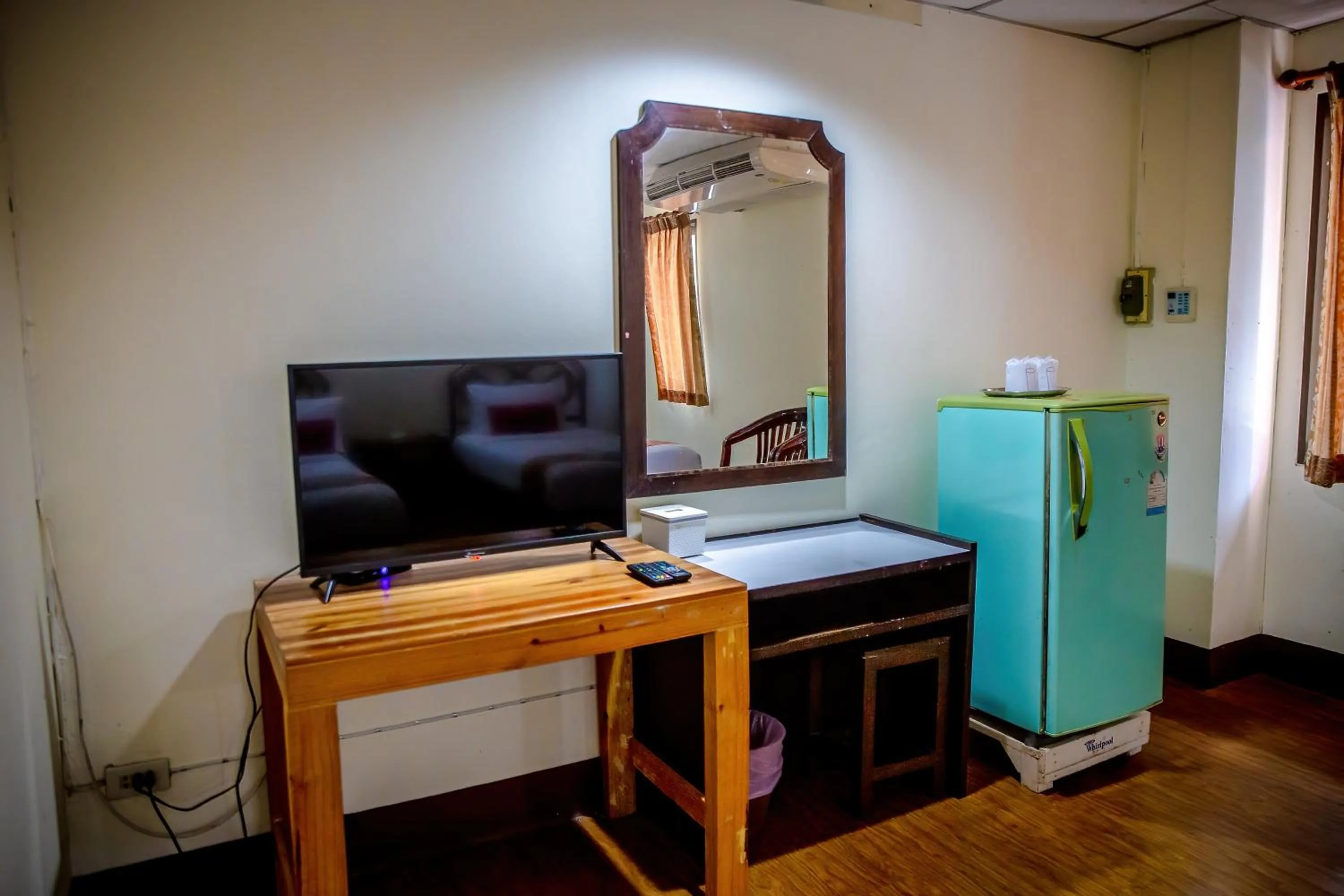 TV and multimedia in Lukmuang 2 Hotel