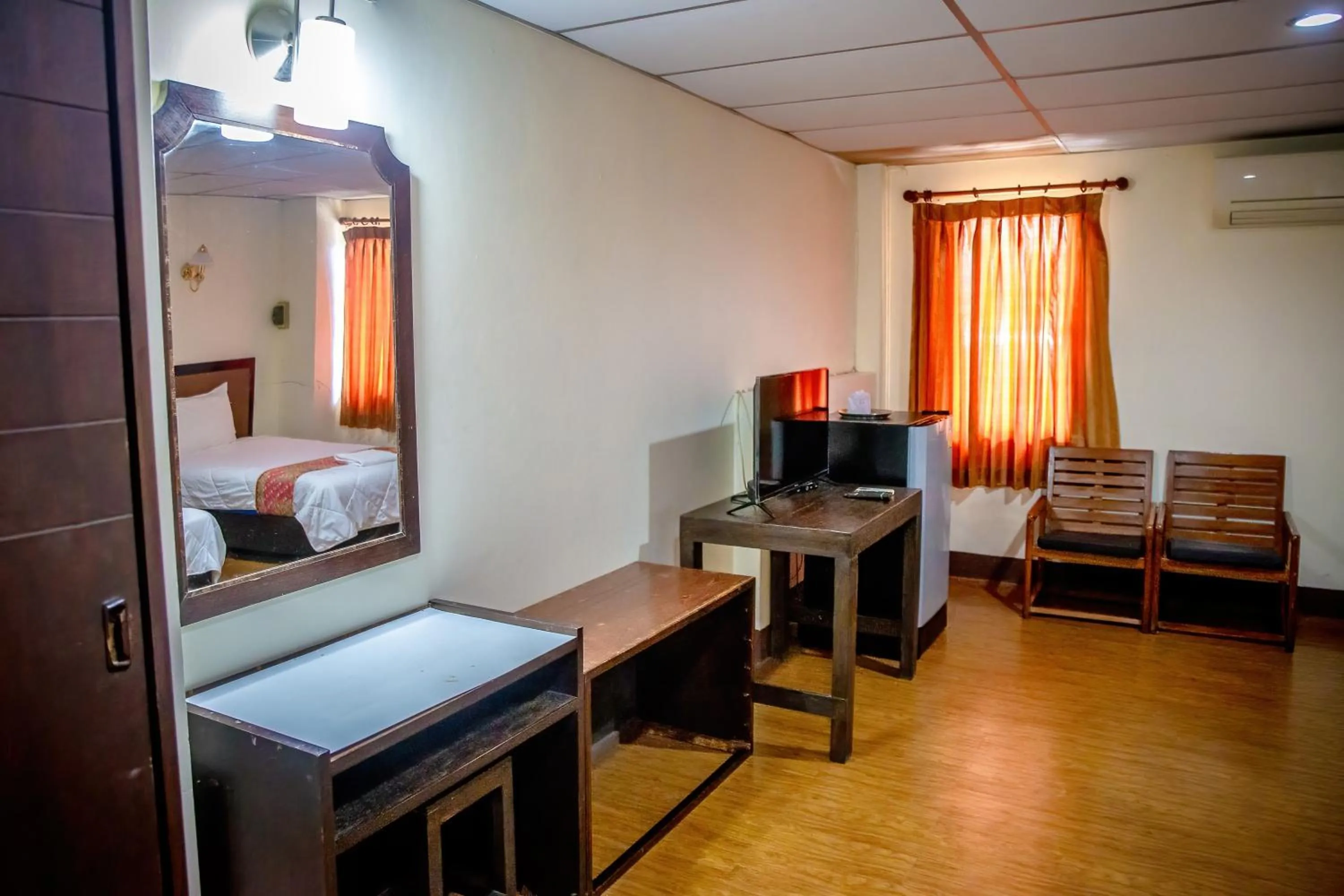 Bed in Lukmuang 2 Hotel