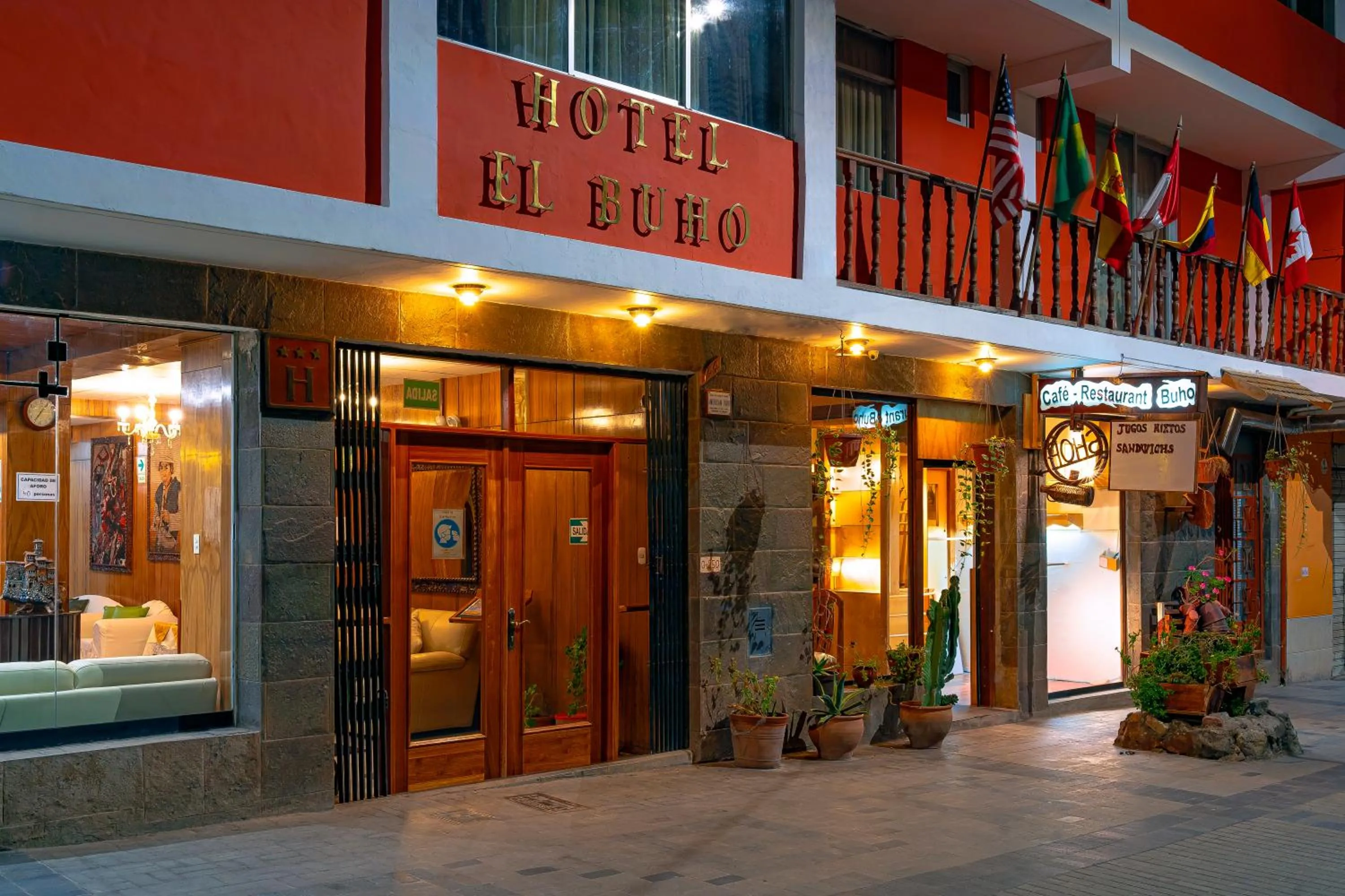 Facade/entrance in Kaaro Hotel El Buho