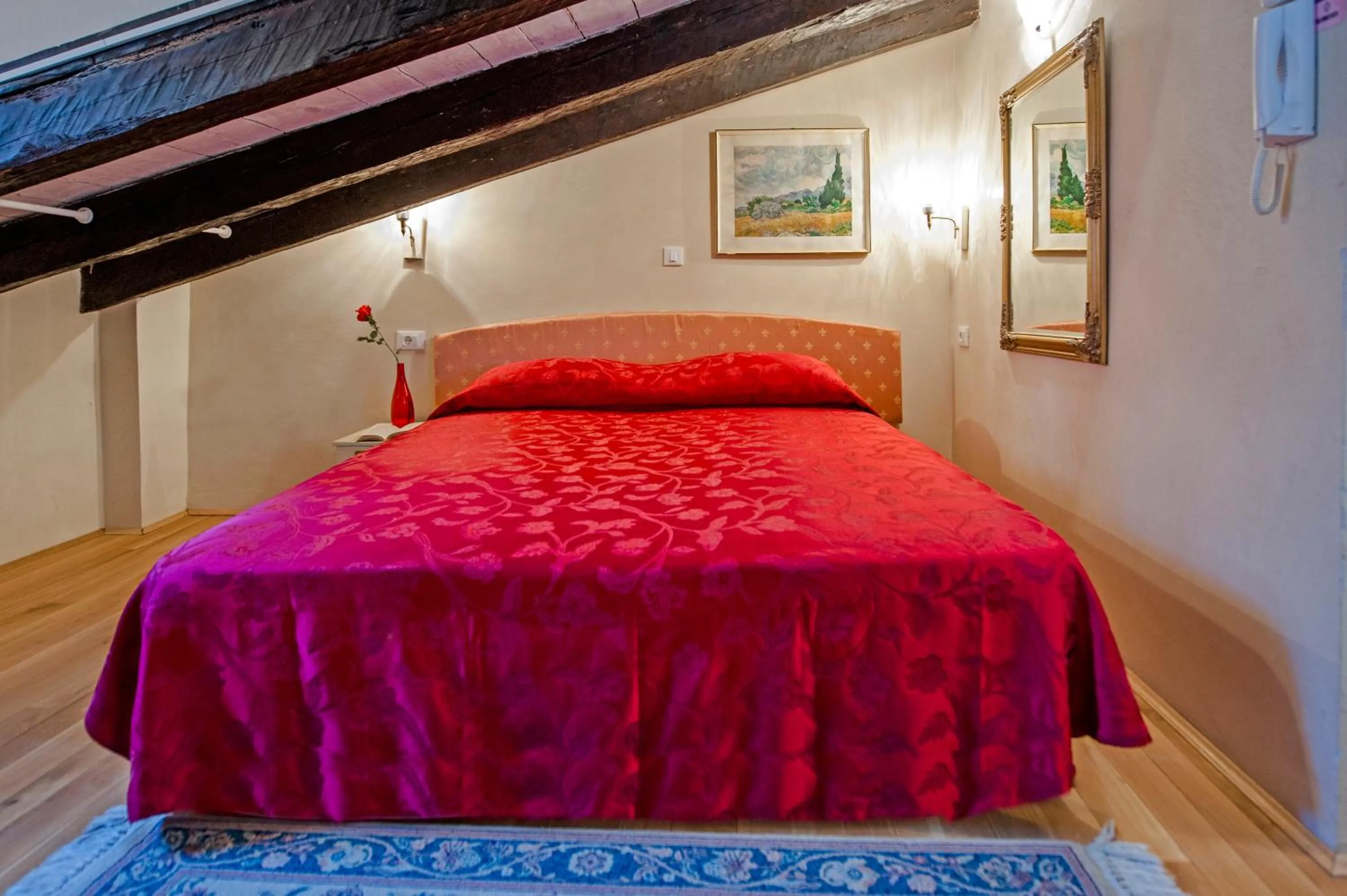 Bed in Residence MARCO POLO Centro Storico