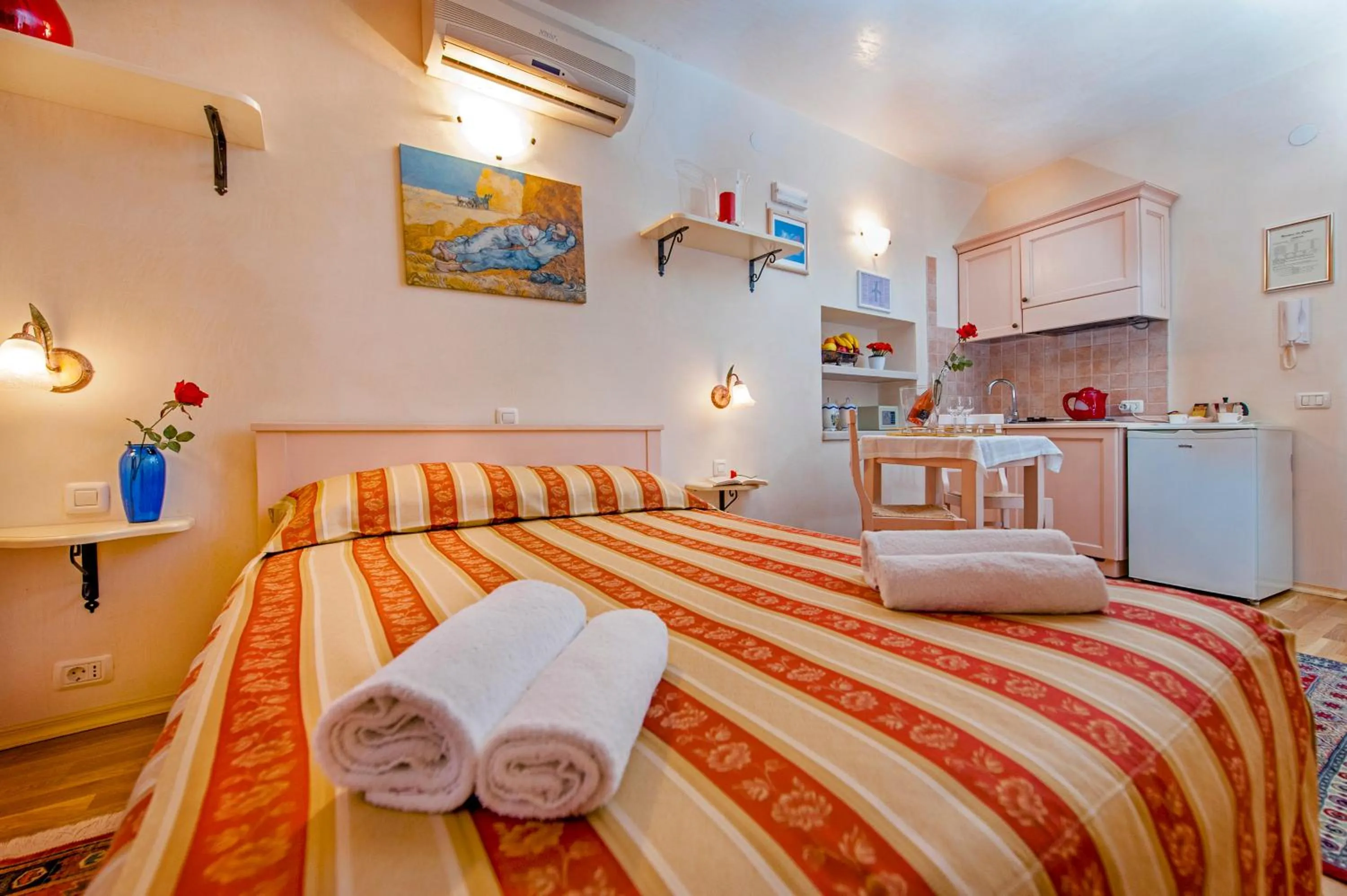 Bed in Residence LA CARERA Centro Storico