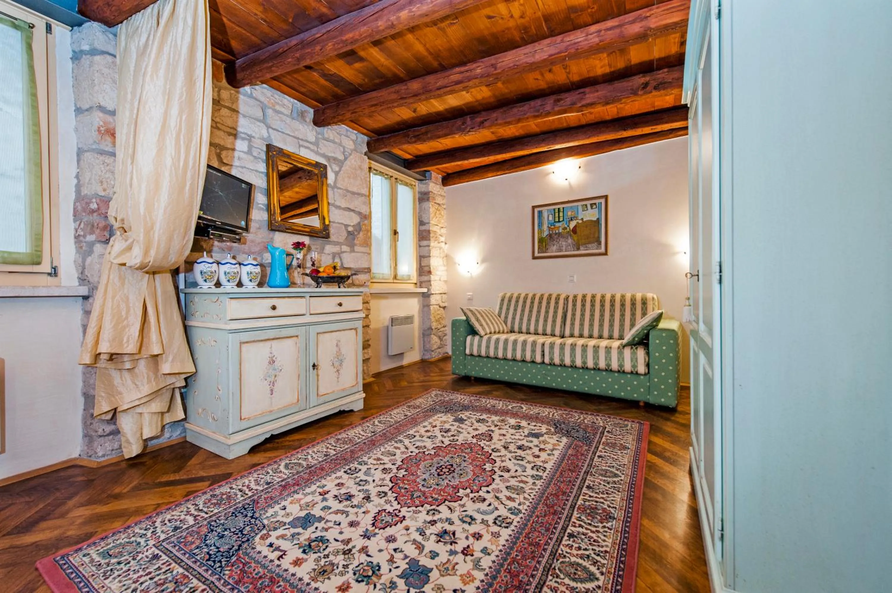 Living room in Residence LA CARERA Centro Storico