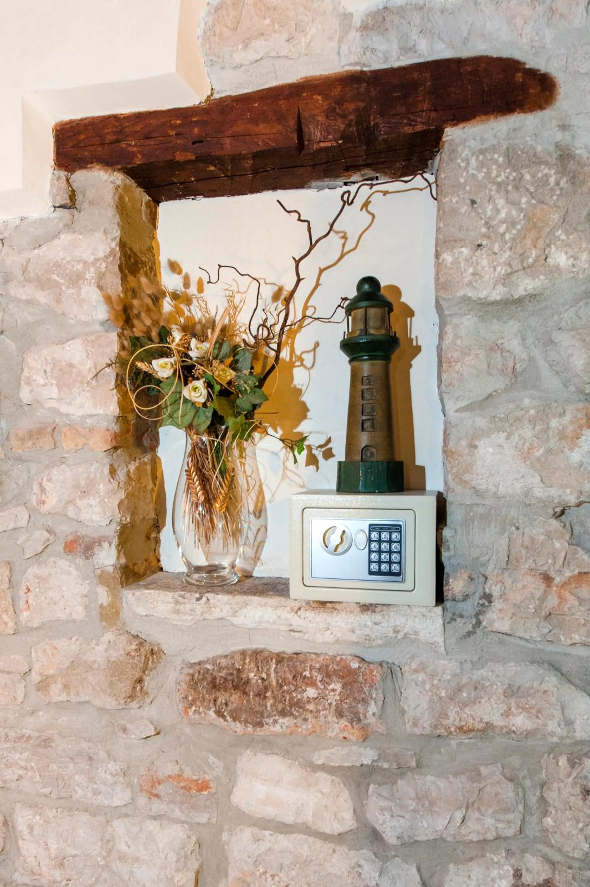 Decorative detail in Residence LA CARERA Centro Storico