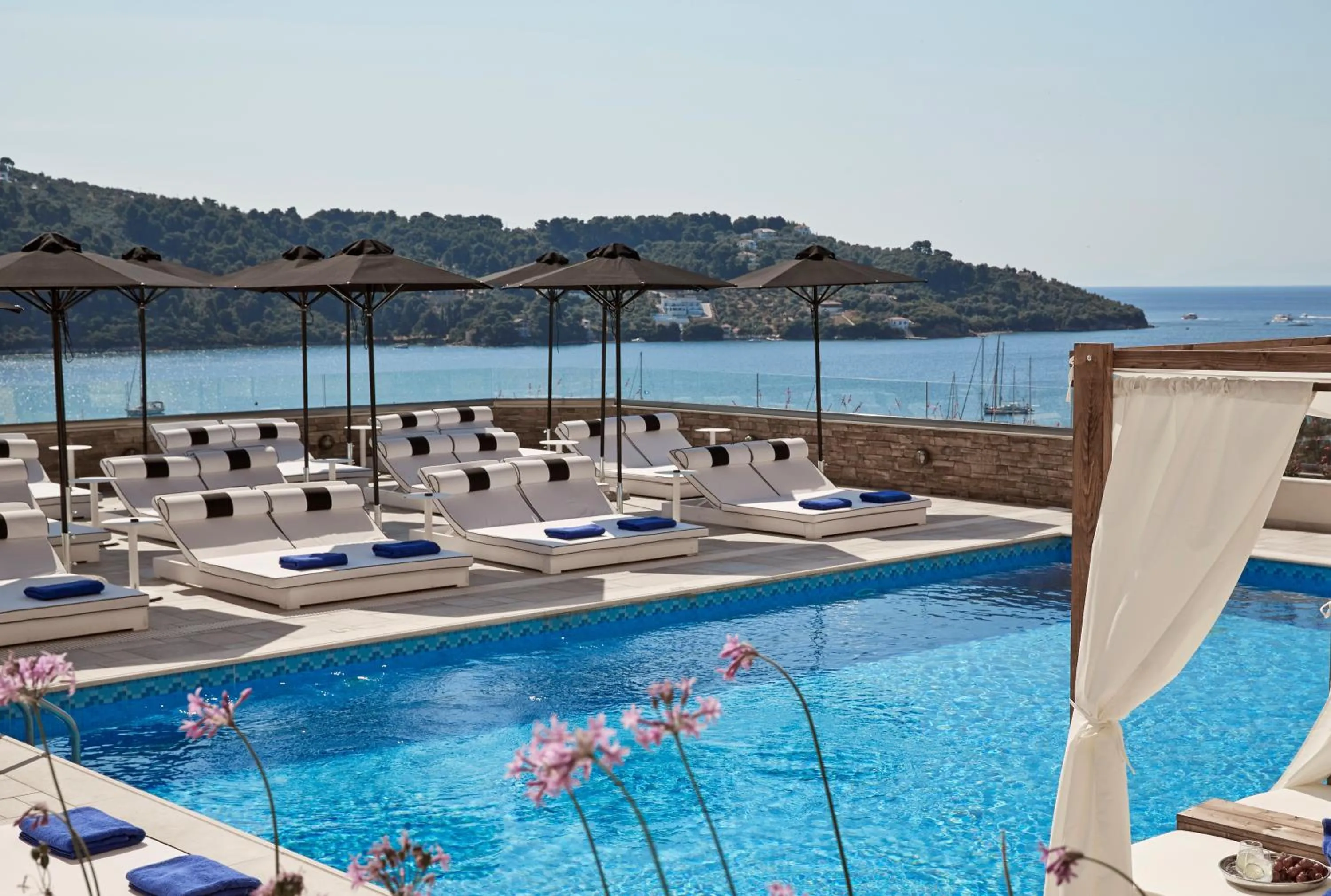 Swimming pool in Skiathos Living