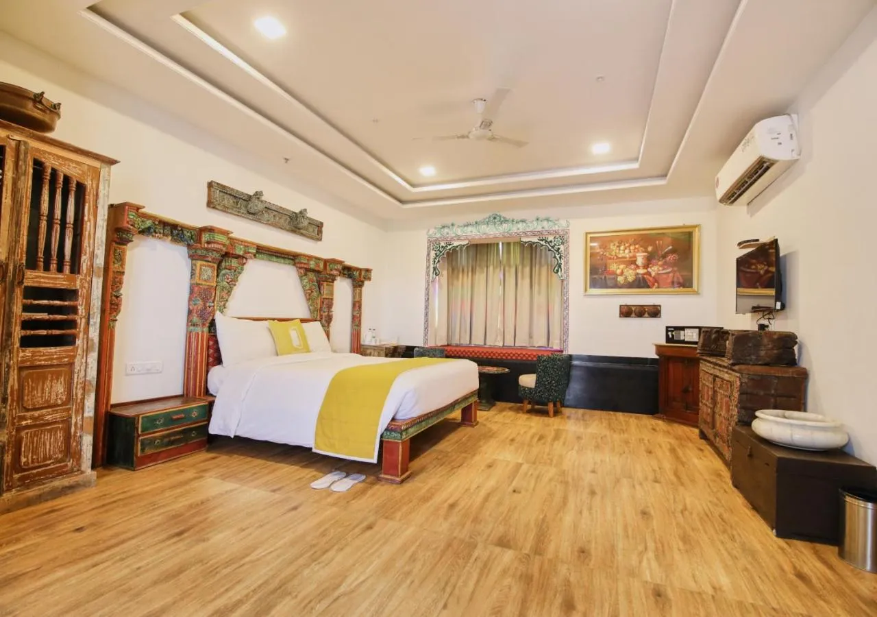 Photo of the whole room, Bed in Bloom Boutique l Lake Pichola