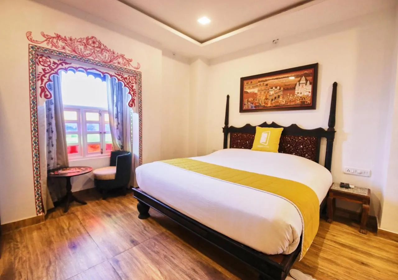 Bedroom, Bed in Bloom Boutique l Lake Pichola