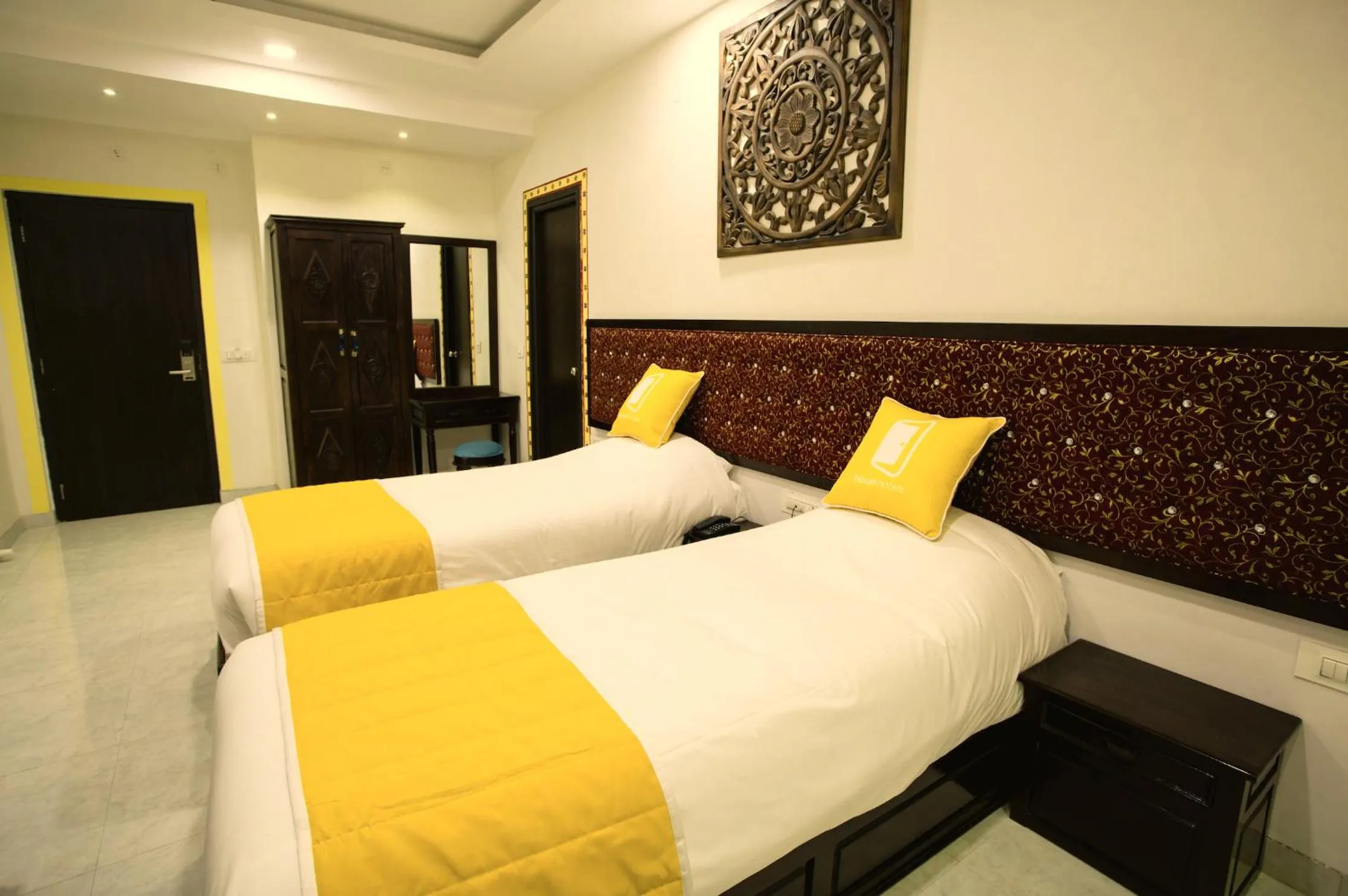 Bed in Bloom Boutique l Lake Pichola