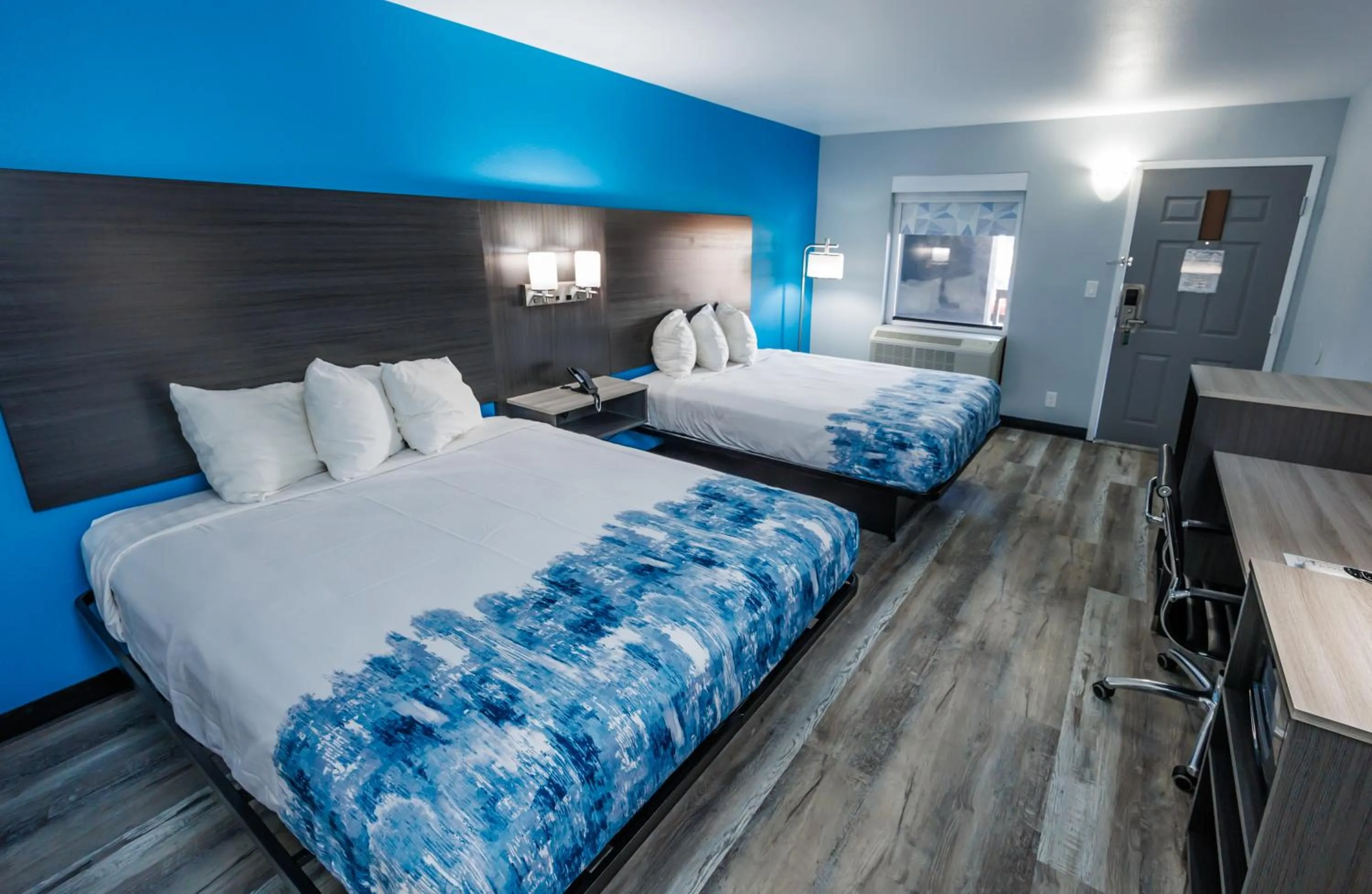 Bed in Baymont by Wyndham Branson Thousand Hills