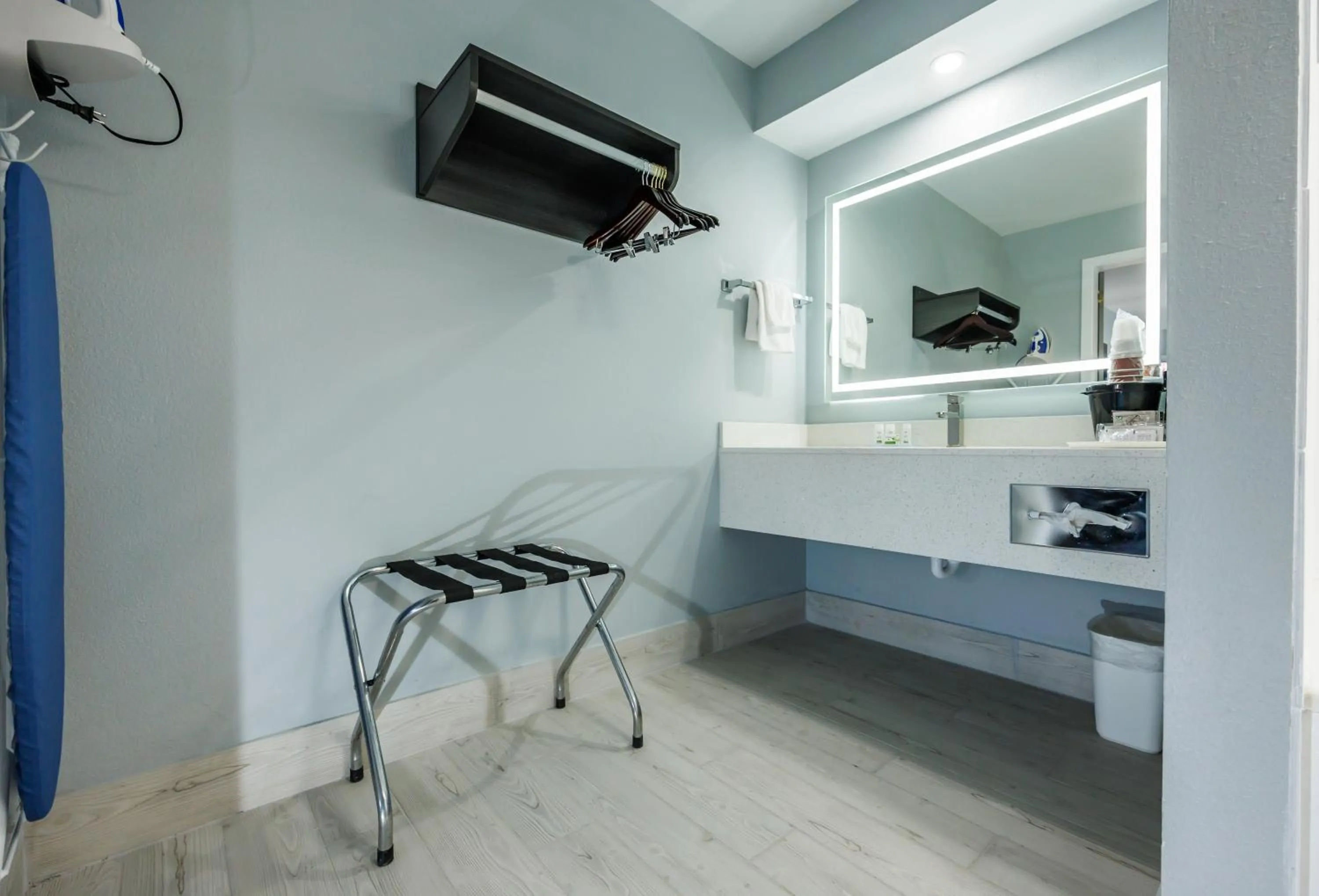 Bathroom in Baymont by Wyndham Branson Thousand Hills