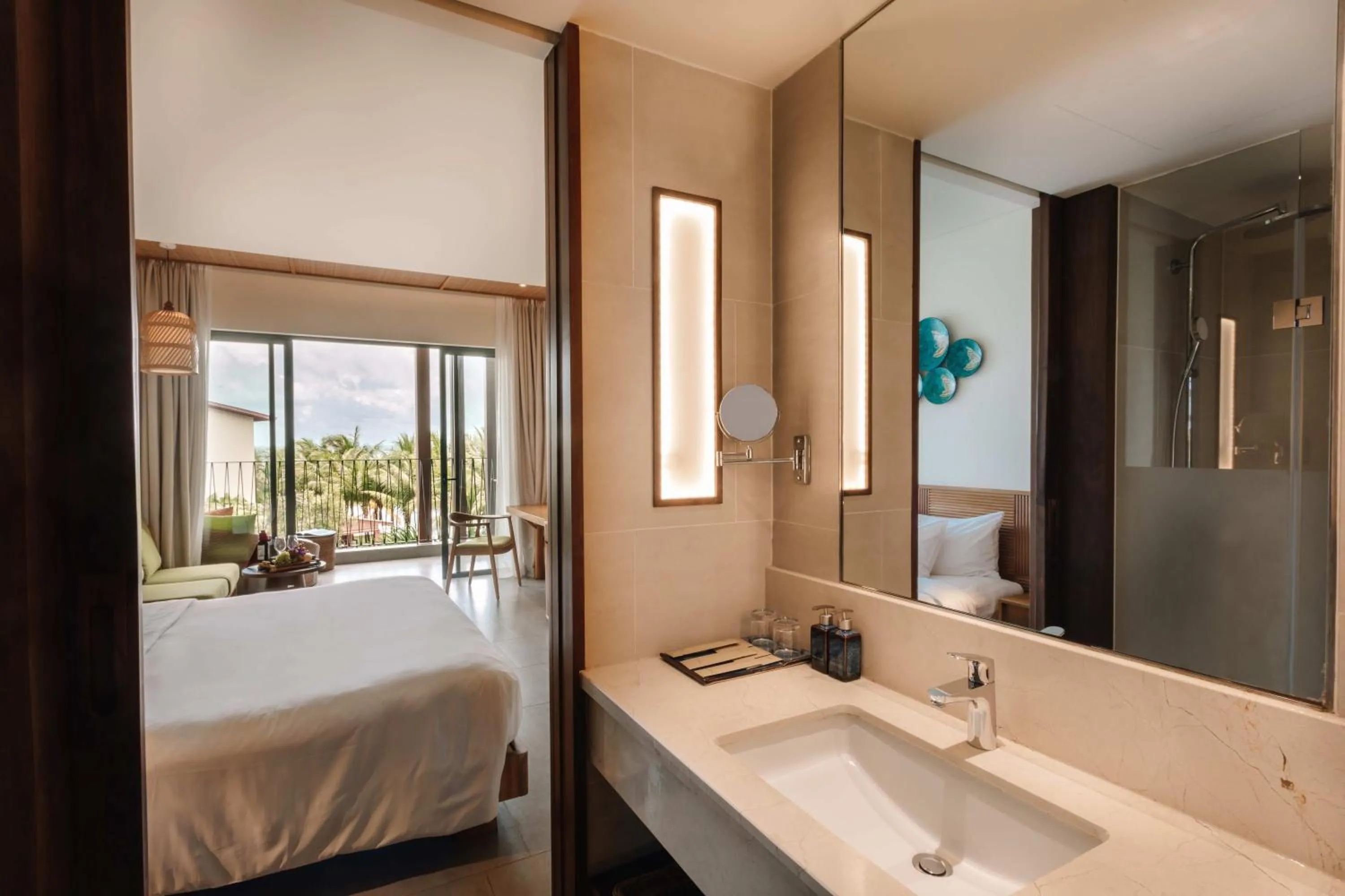 Bathroom, Bed in Dusit Princess Moonrise Beach Resort