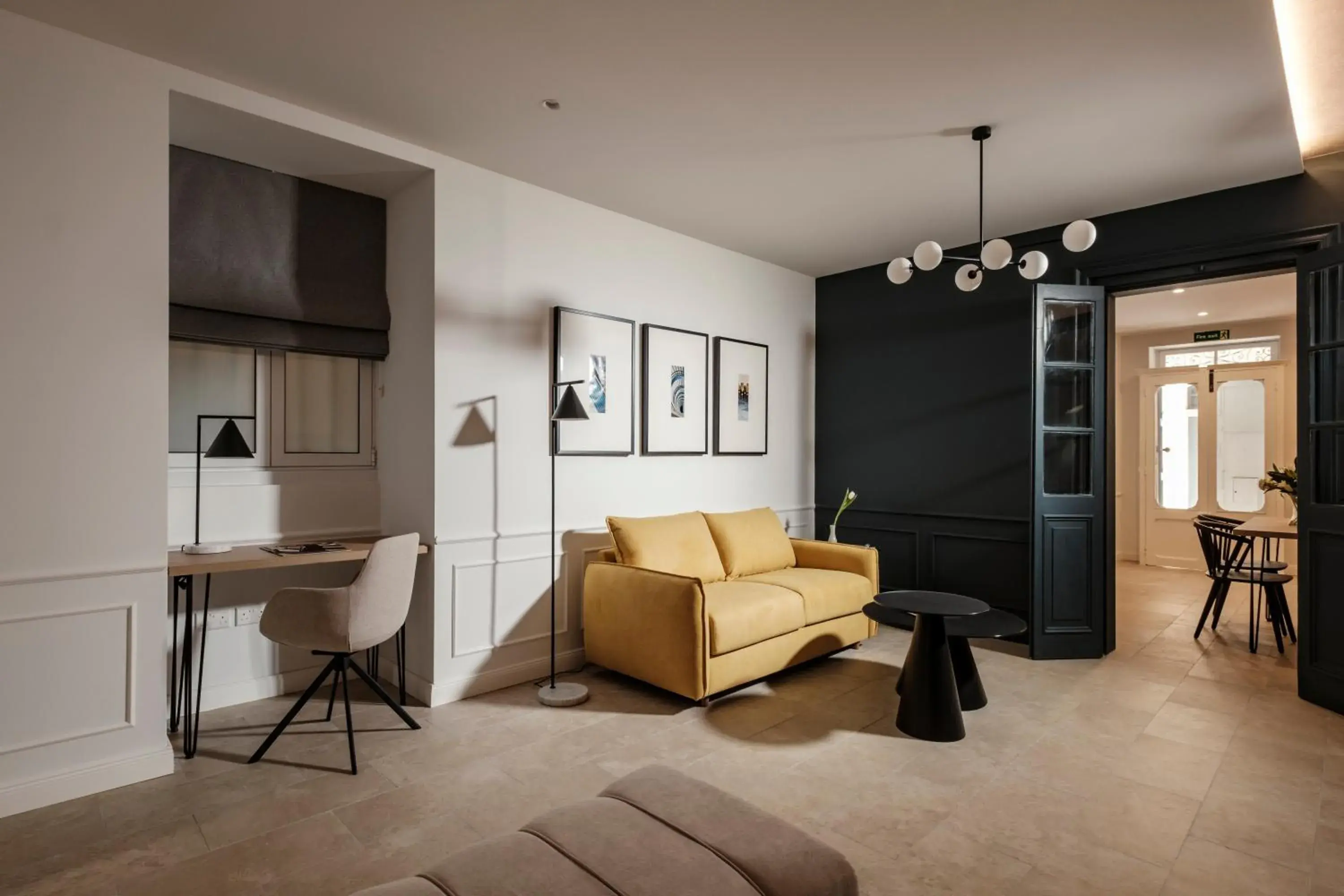 Premium Suite in 19 ROOMS Premium Suite in 19 ROOMS