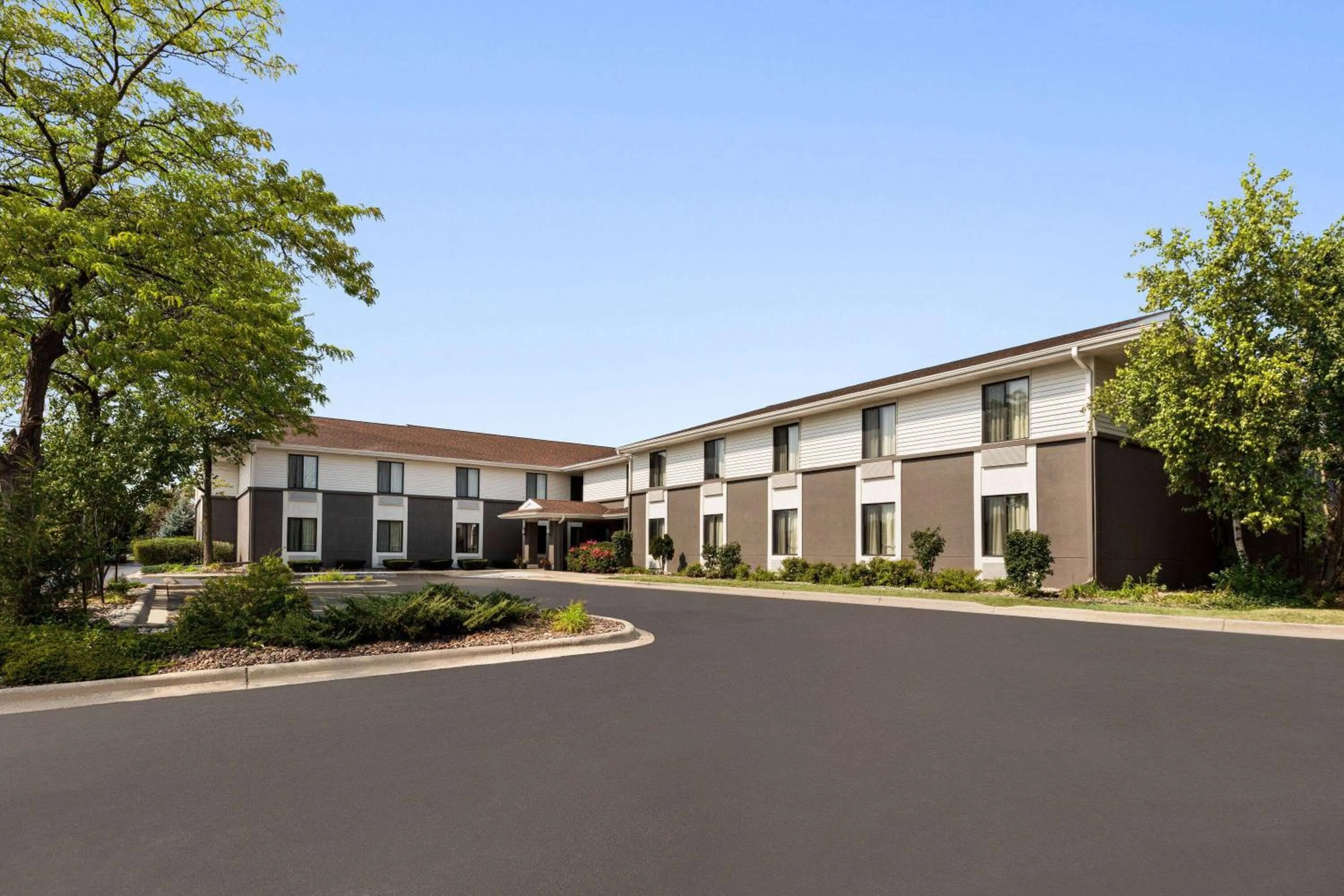 Property building in Super 8 by Wyndham Germantown/Milwaukee