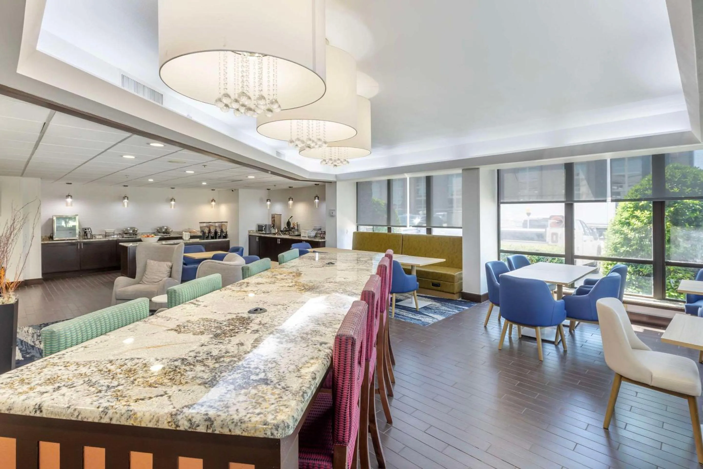 Breakfast in Comfort Inn Dallas North Love Field Airport