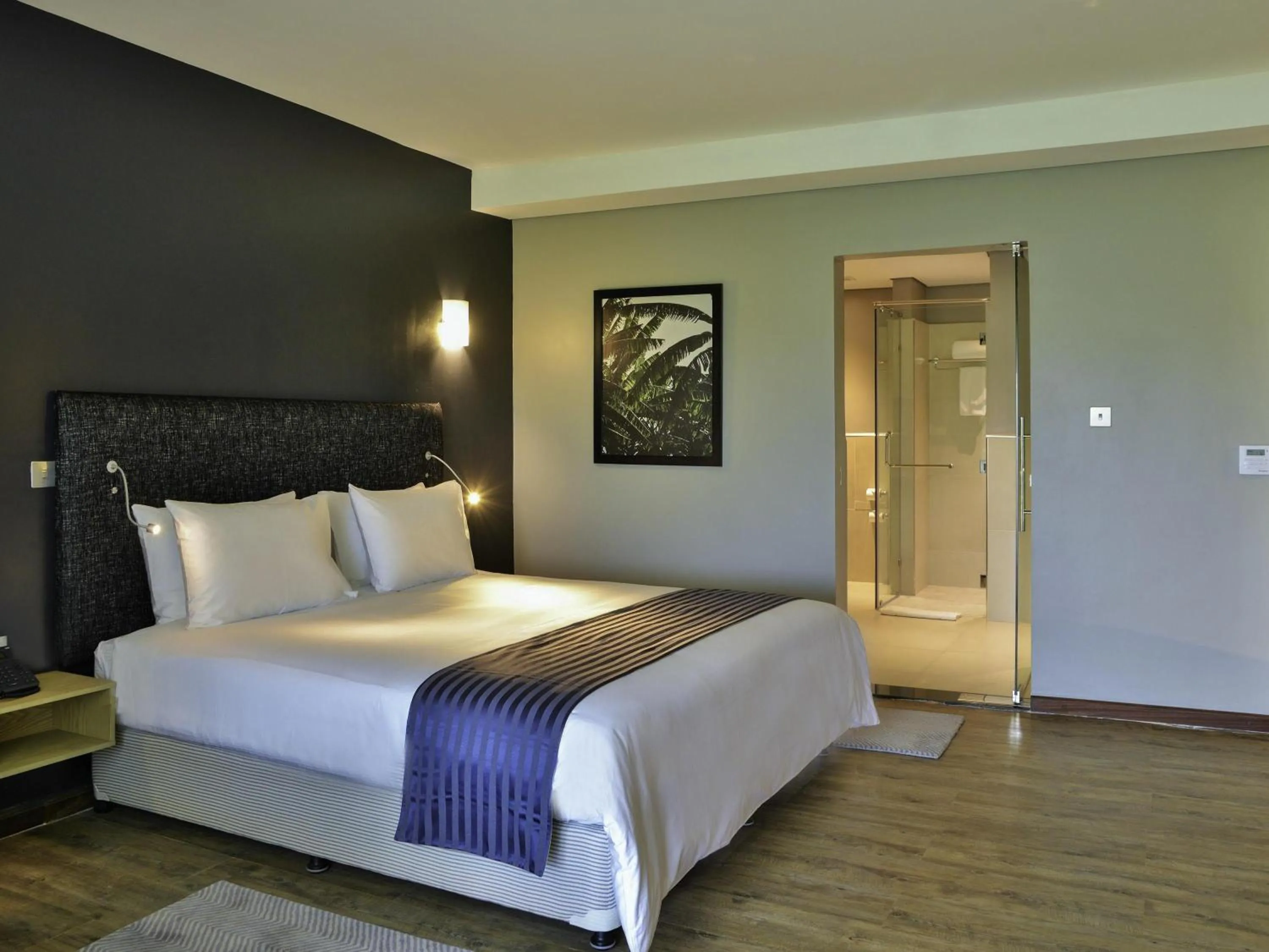 Bedroom, Bed in EPIC Hotel & Suites