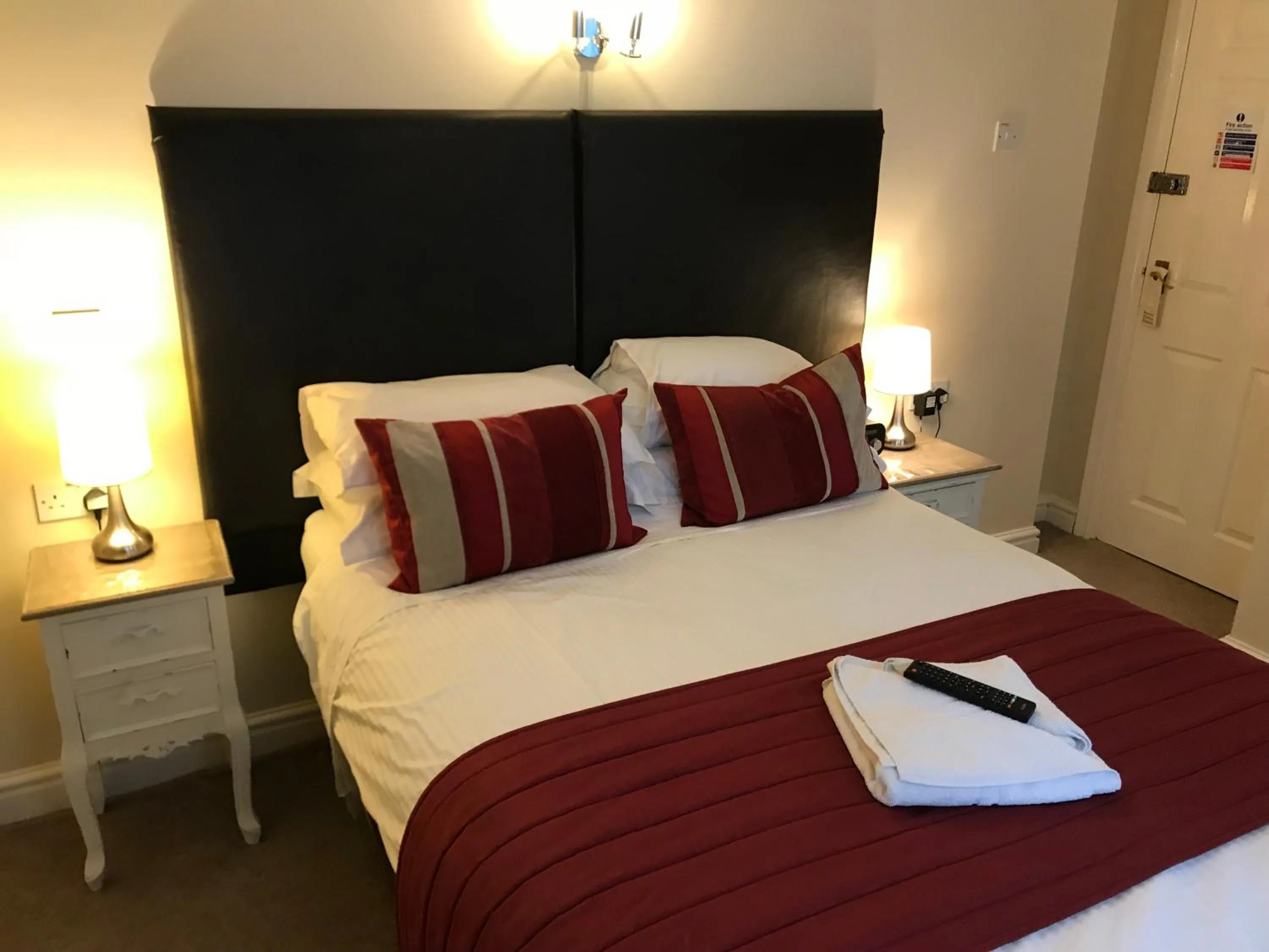 Bed in Clayhanger Guest House