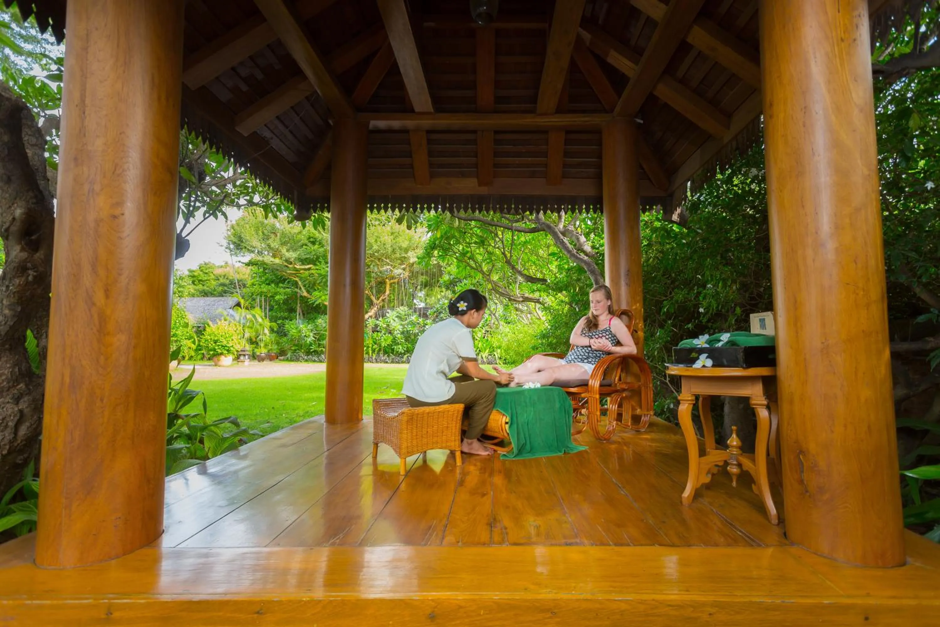 Massage in The Hotel @ Tharabar Gate