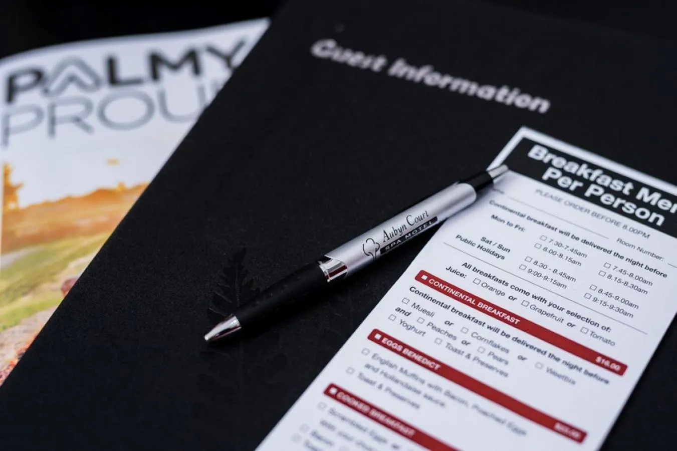 Breakfast in Aubyn Court Spa Motel