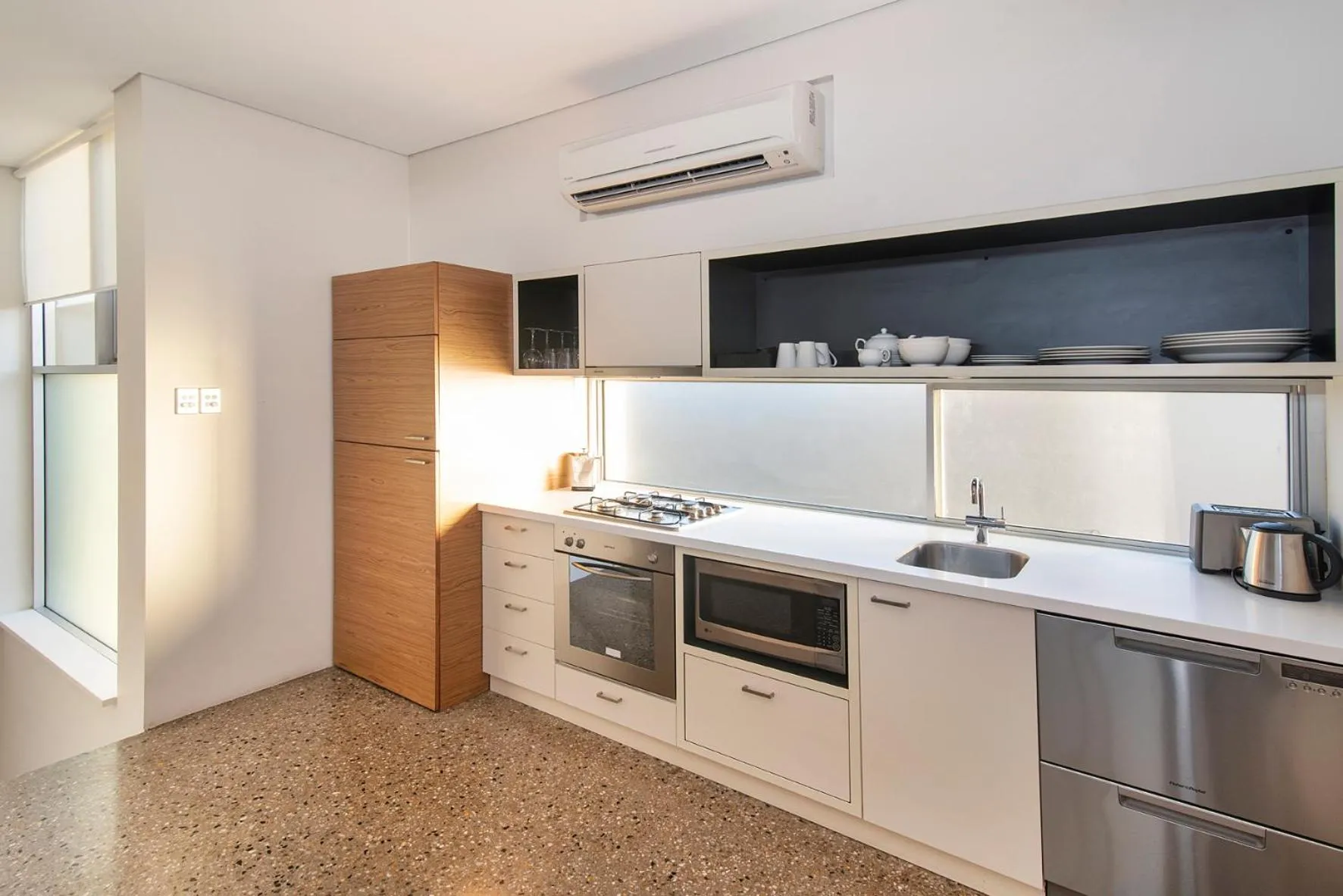 Kitchen or kitchenette in Smiths Beach Resort