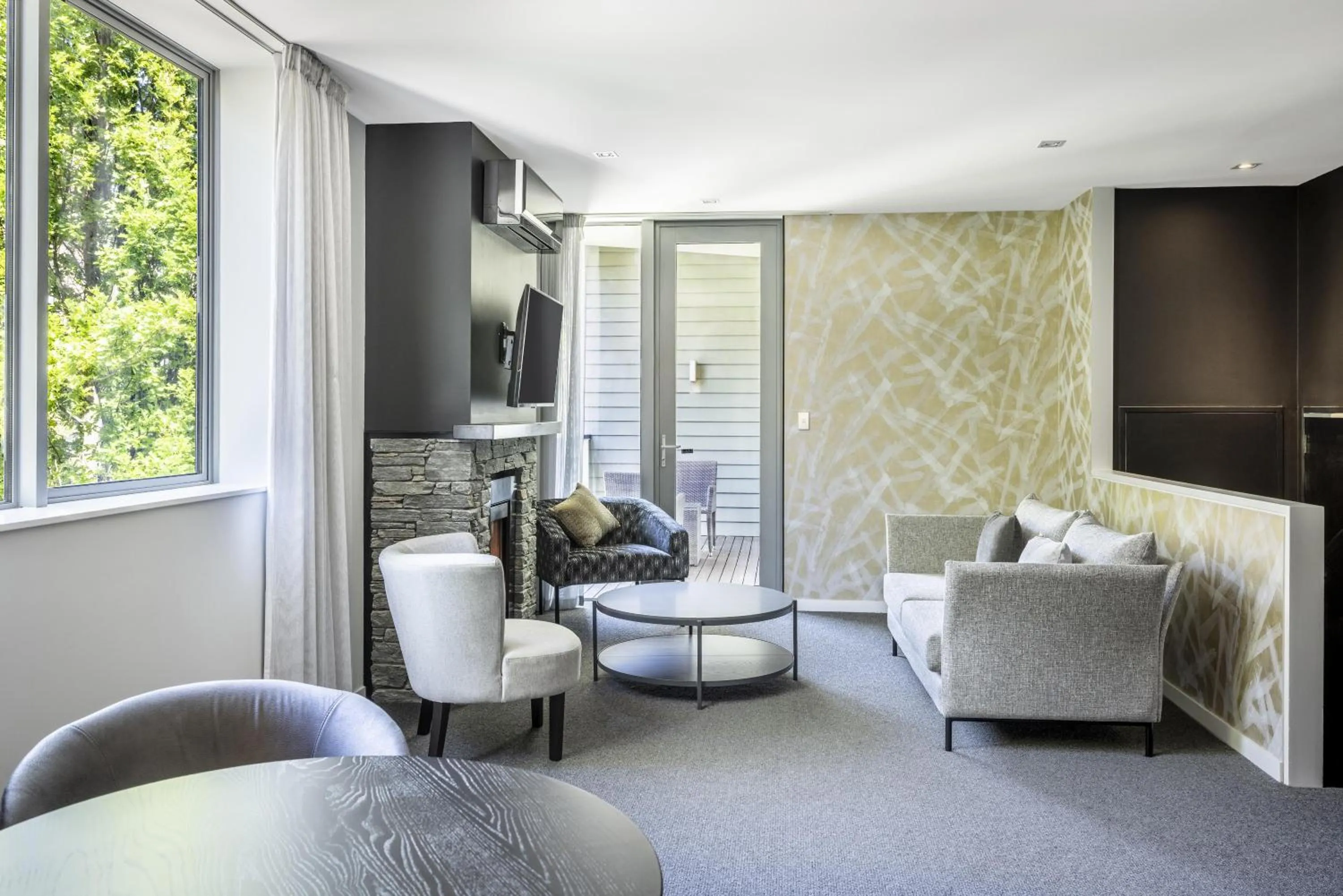 Living room in Hilton Queenstown Resort & Spa