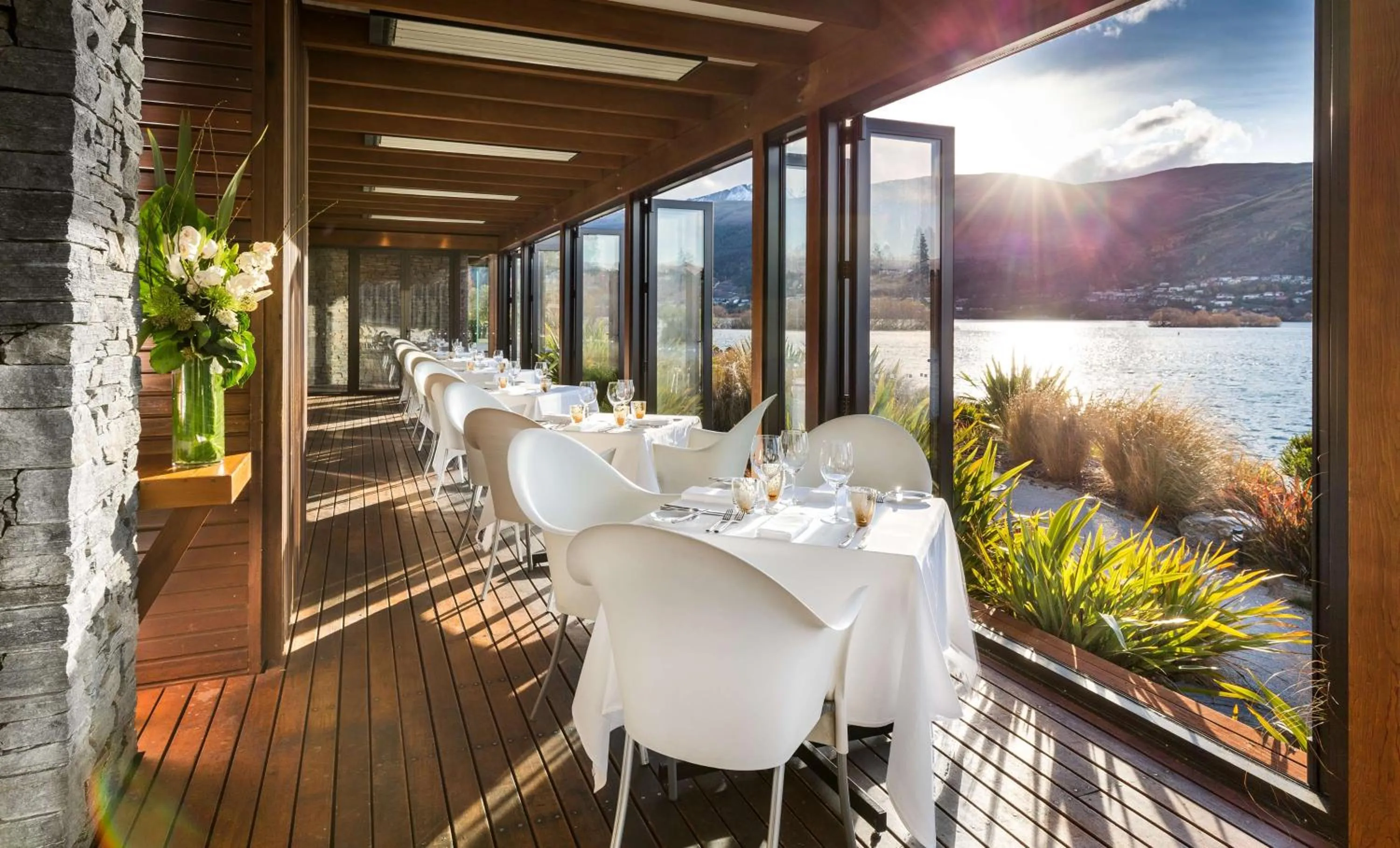 Restaurant/places to eat in Hilton Queenstown Resort & Spa