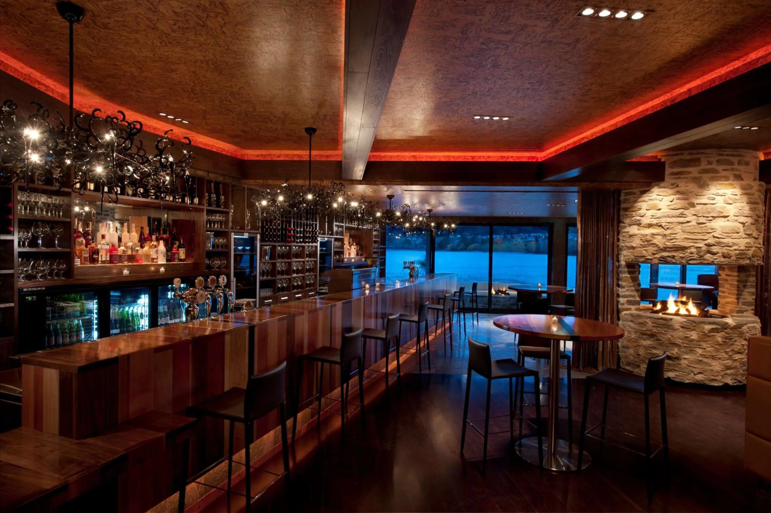 Restaurant/places to eat in Hilton Queenstown Resort & Spa